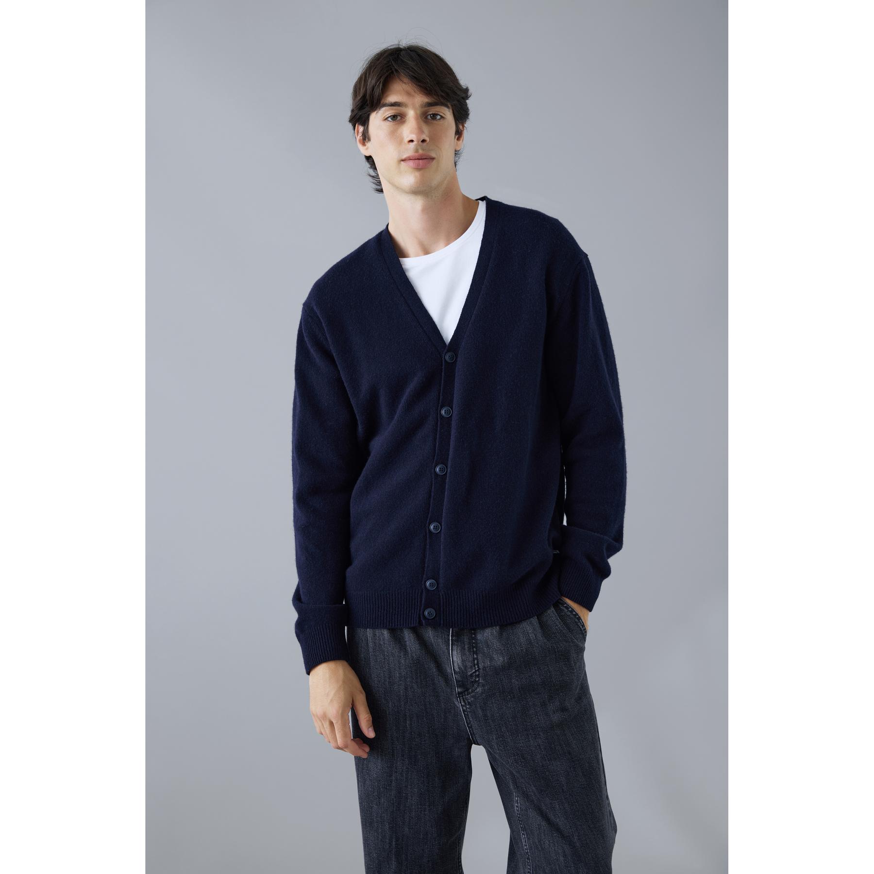 product/c/a/casual-friday_20504796-194013_17.jpg