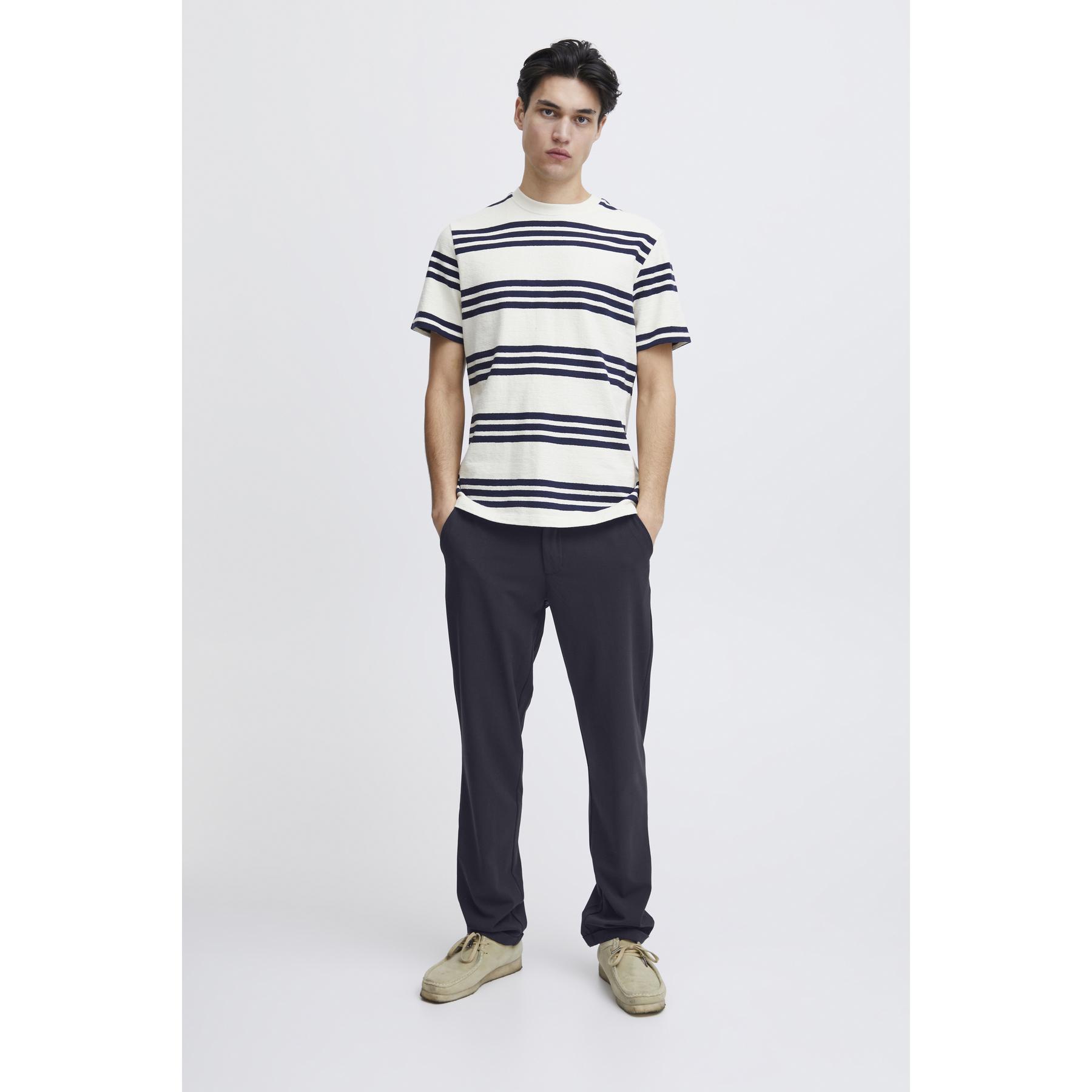 product/c/a/casual-friday_20505124-194013_8.jpg
