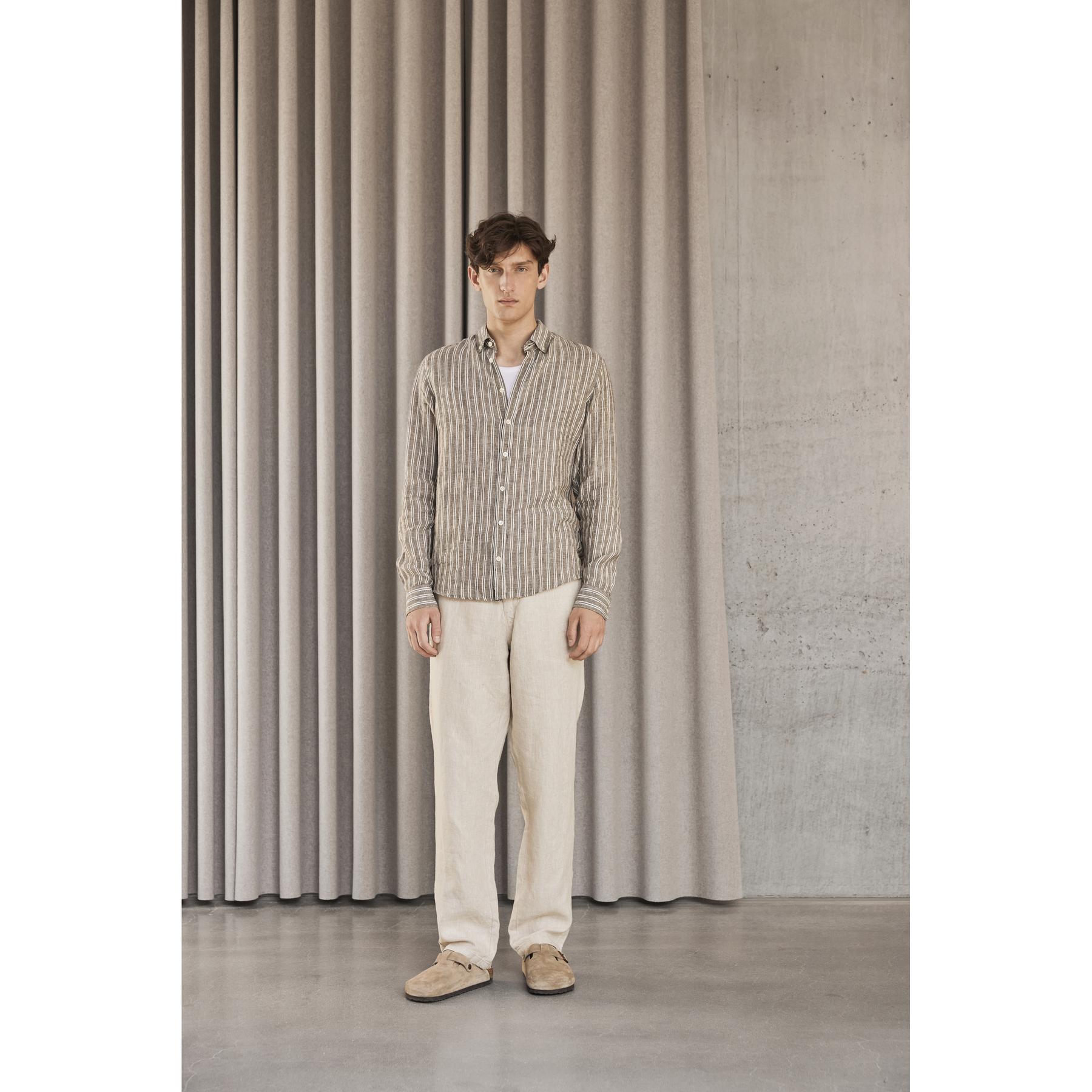 product/c/a/casual-friday_20505127-1545031_9.jpg