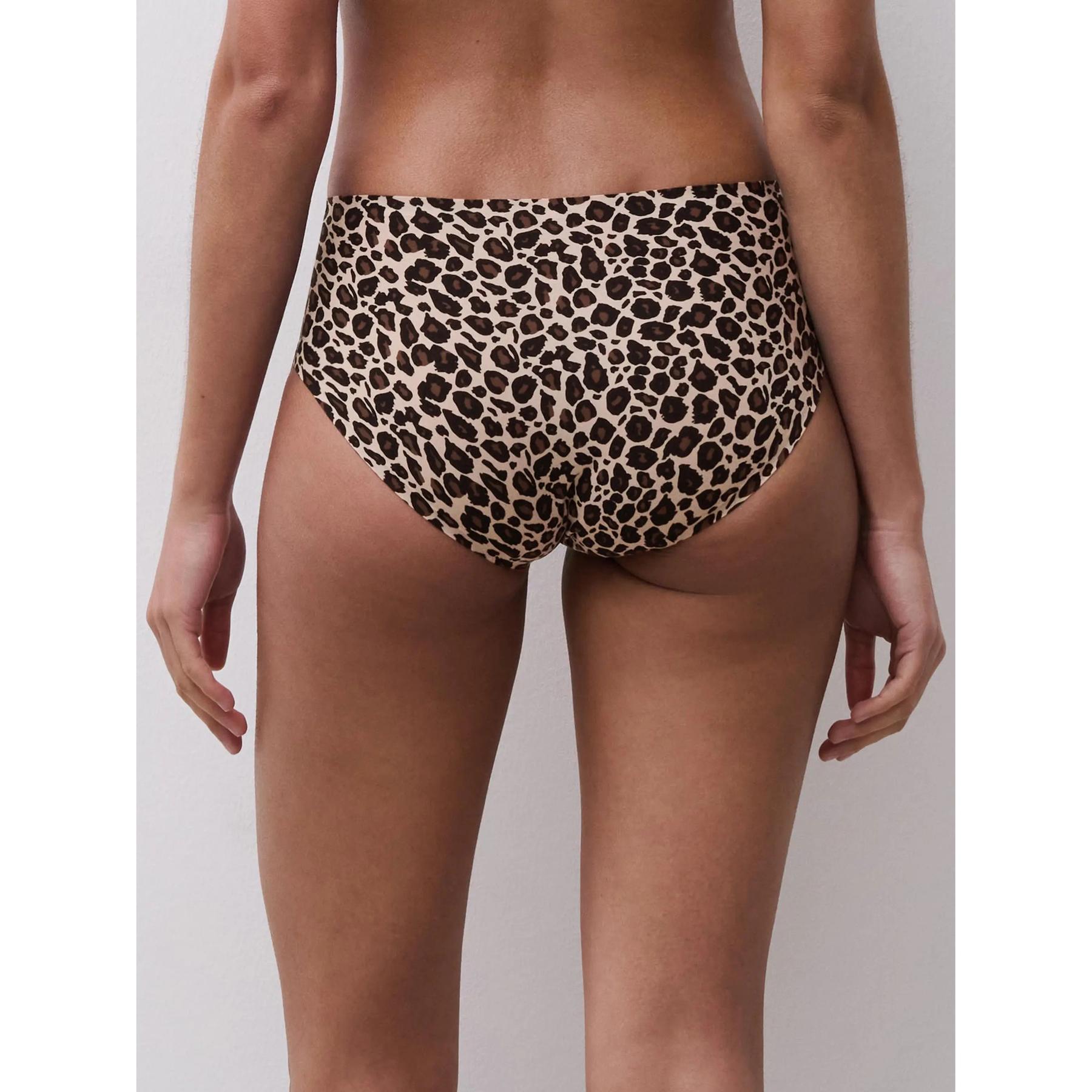 product/c/h/chantelle_c11d40-0oz_leopard-nu_4.jpg