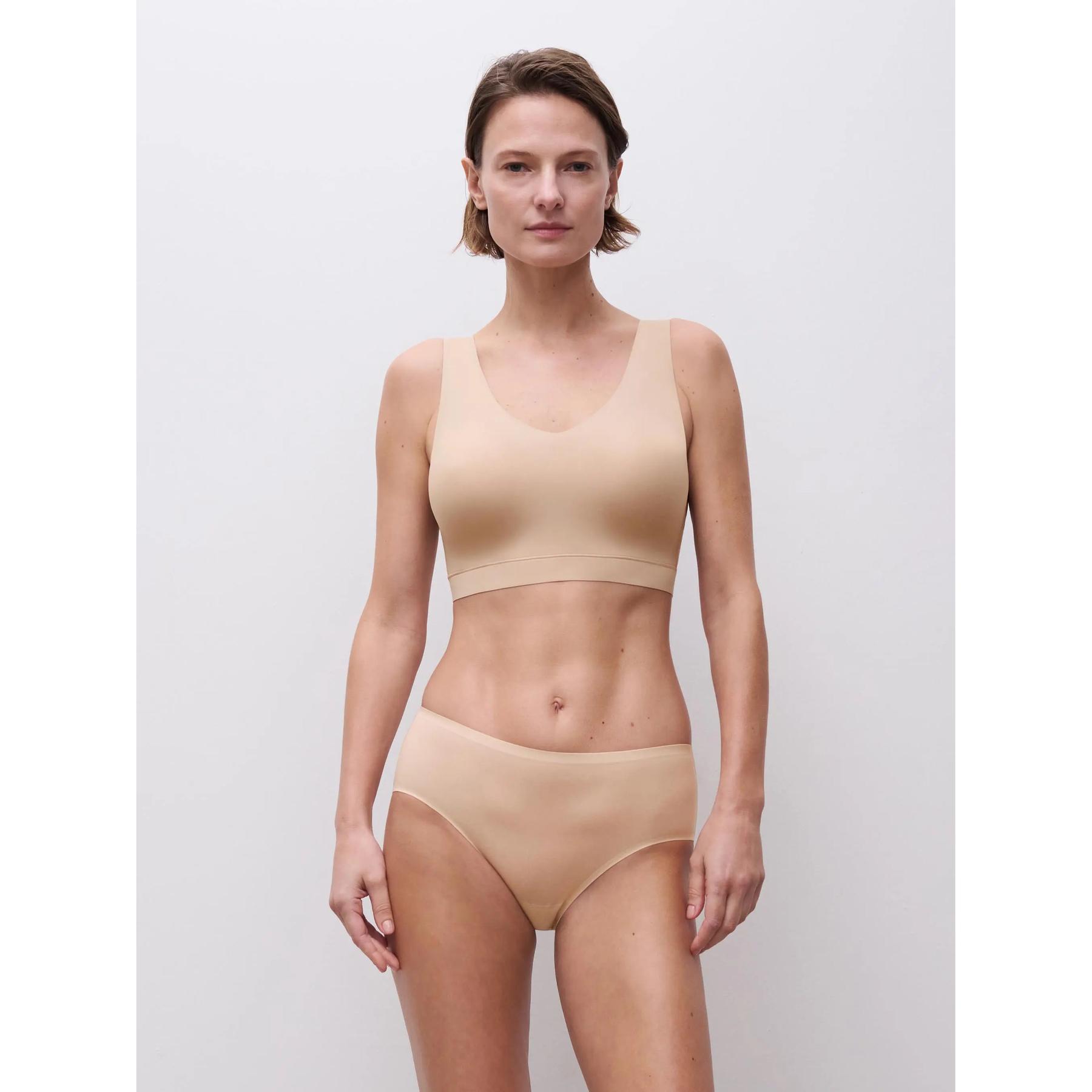 product/c/h/chantelle_c16a10-0wu_nude_4.jpg
