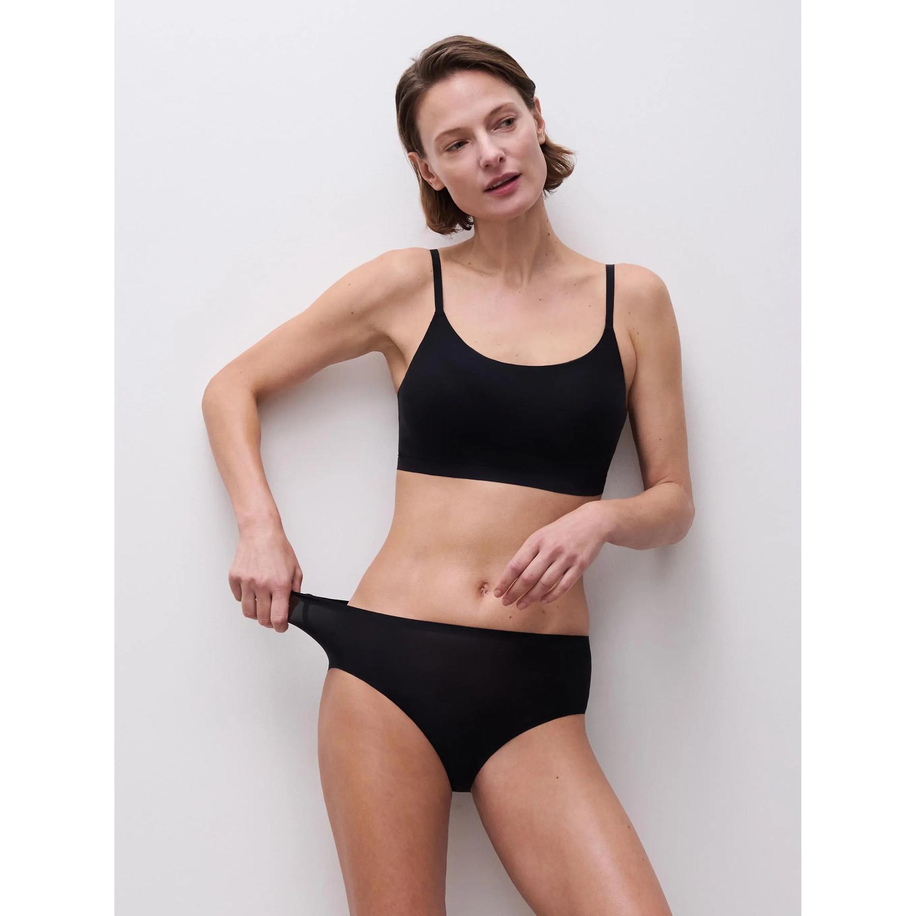 product/c/h/chantelle_c26440-011_noir_4.jpg