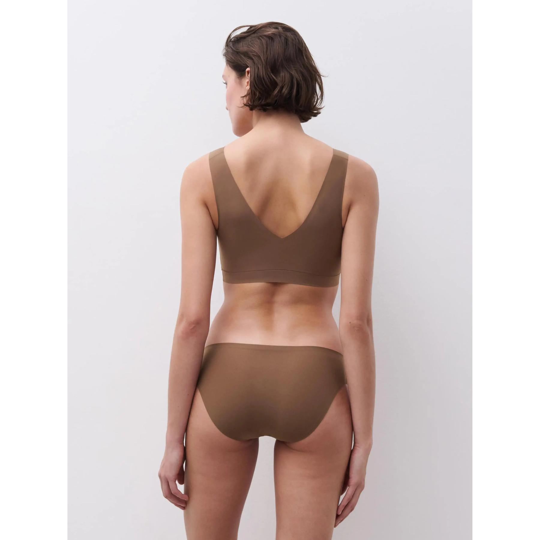 product/c/h/chantelle_c26490-02e_cocoa_5.jpg