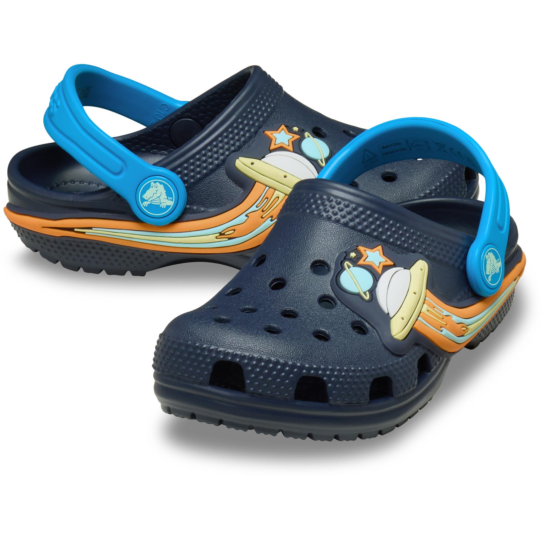 product/c/r/crocs_211623-410_1-q325.jpg