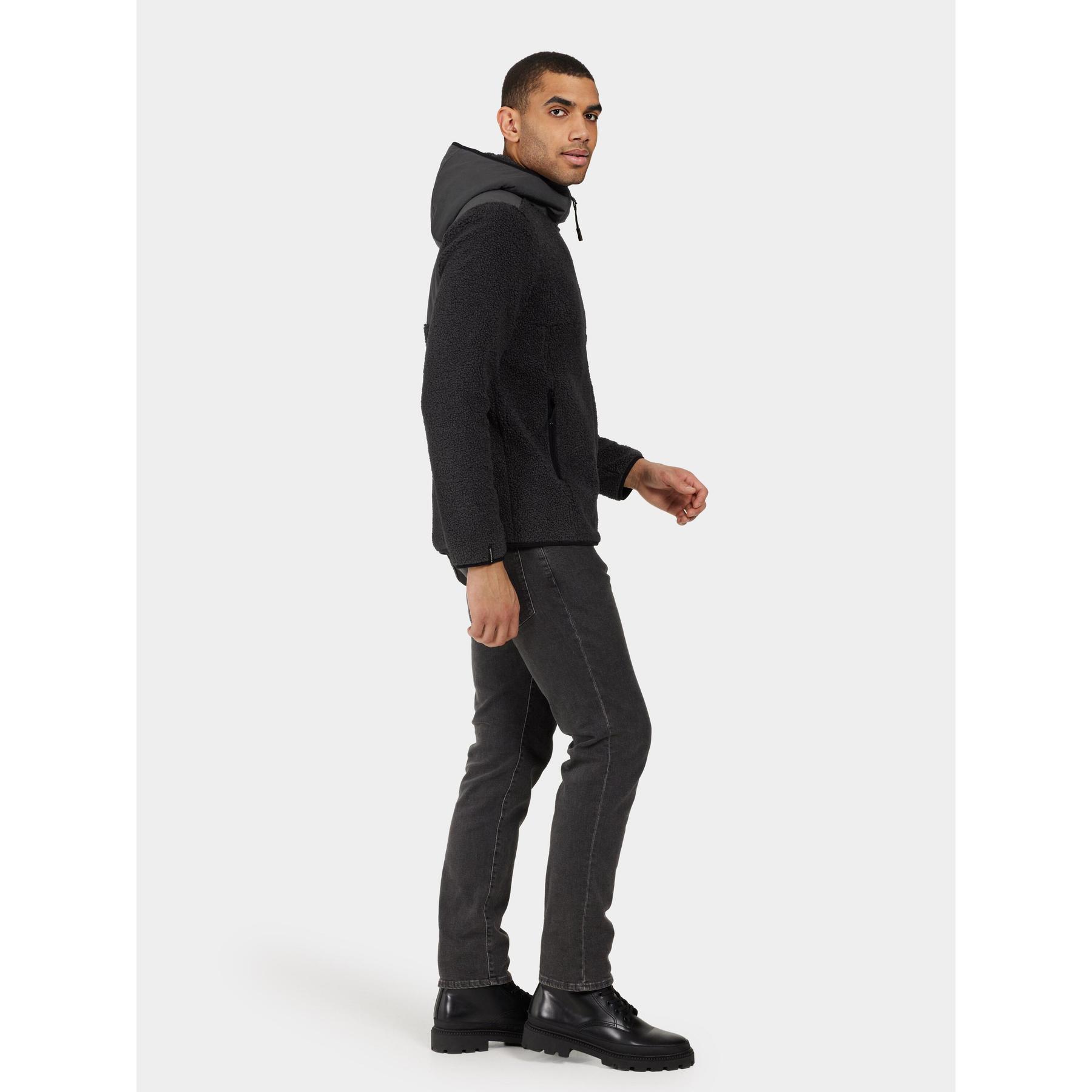 product/d/i/didriksons_505514-060_black_6.jpg