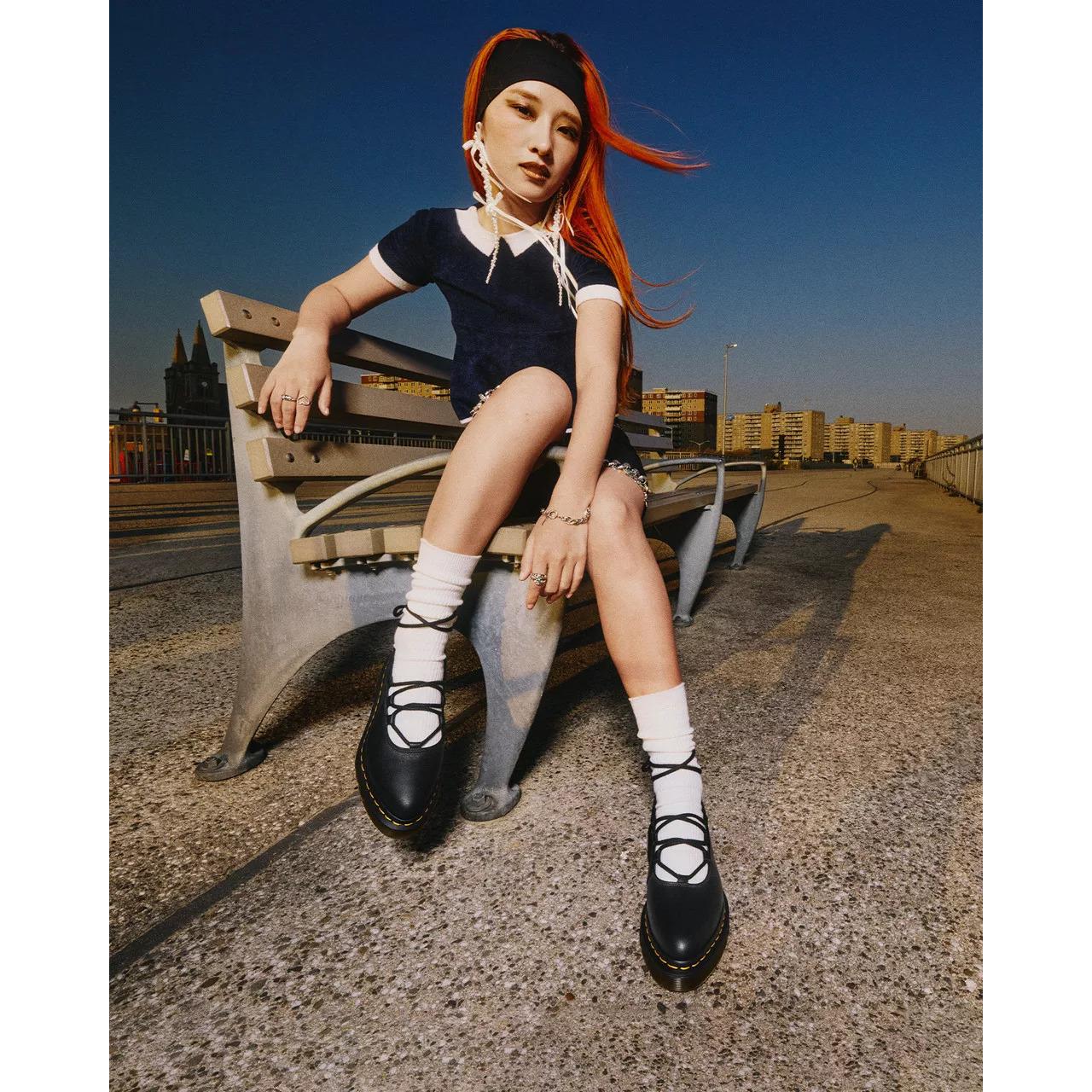 product/d/r/dr-martens_40683001_noir_7.jpg