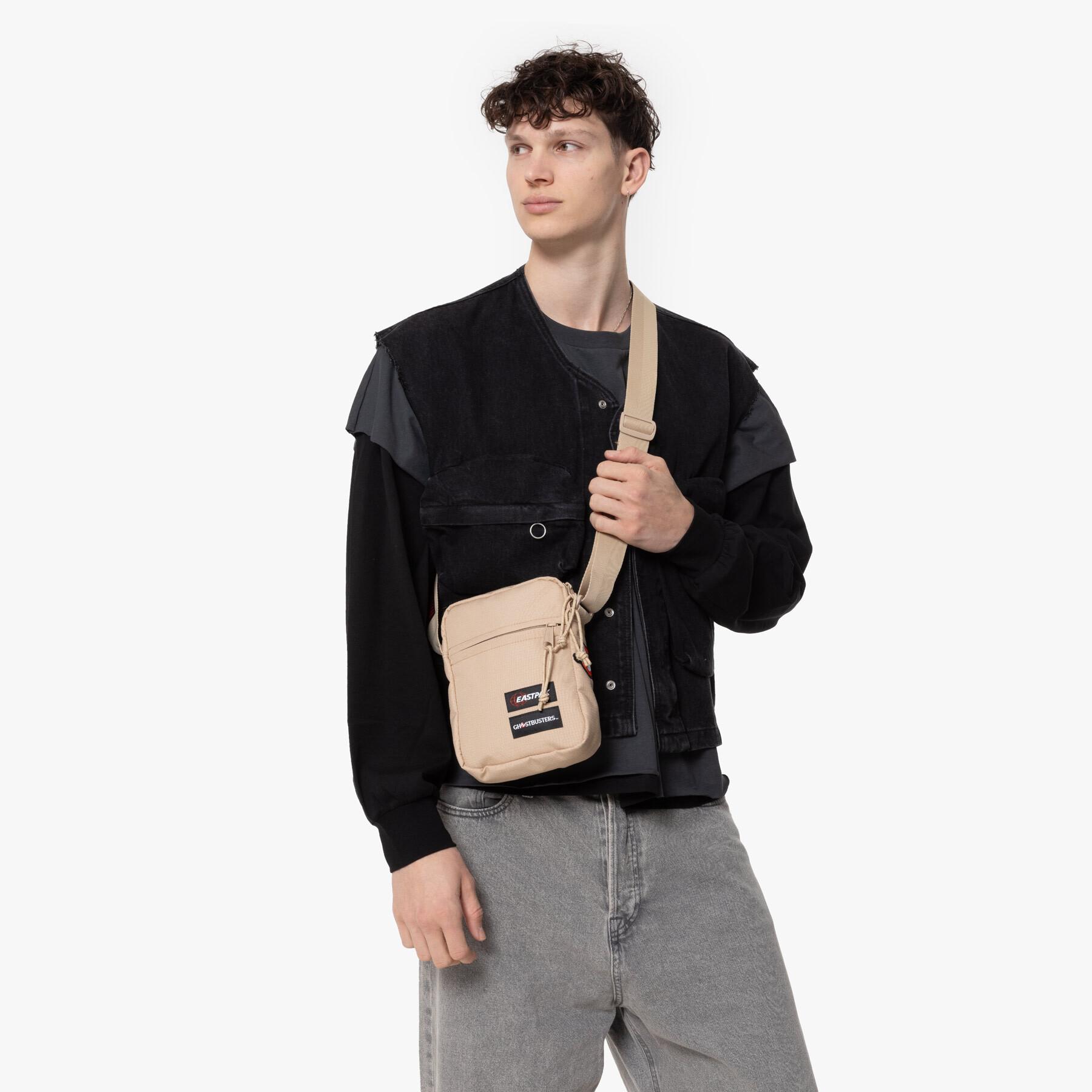 product/e/a/eastpak_ek0000451z3_005.jpg