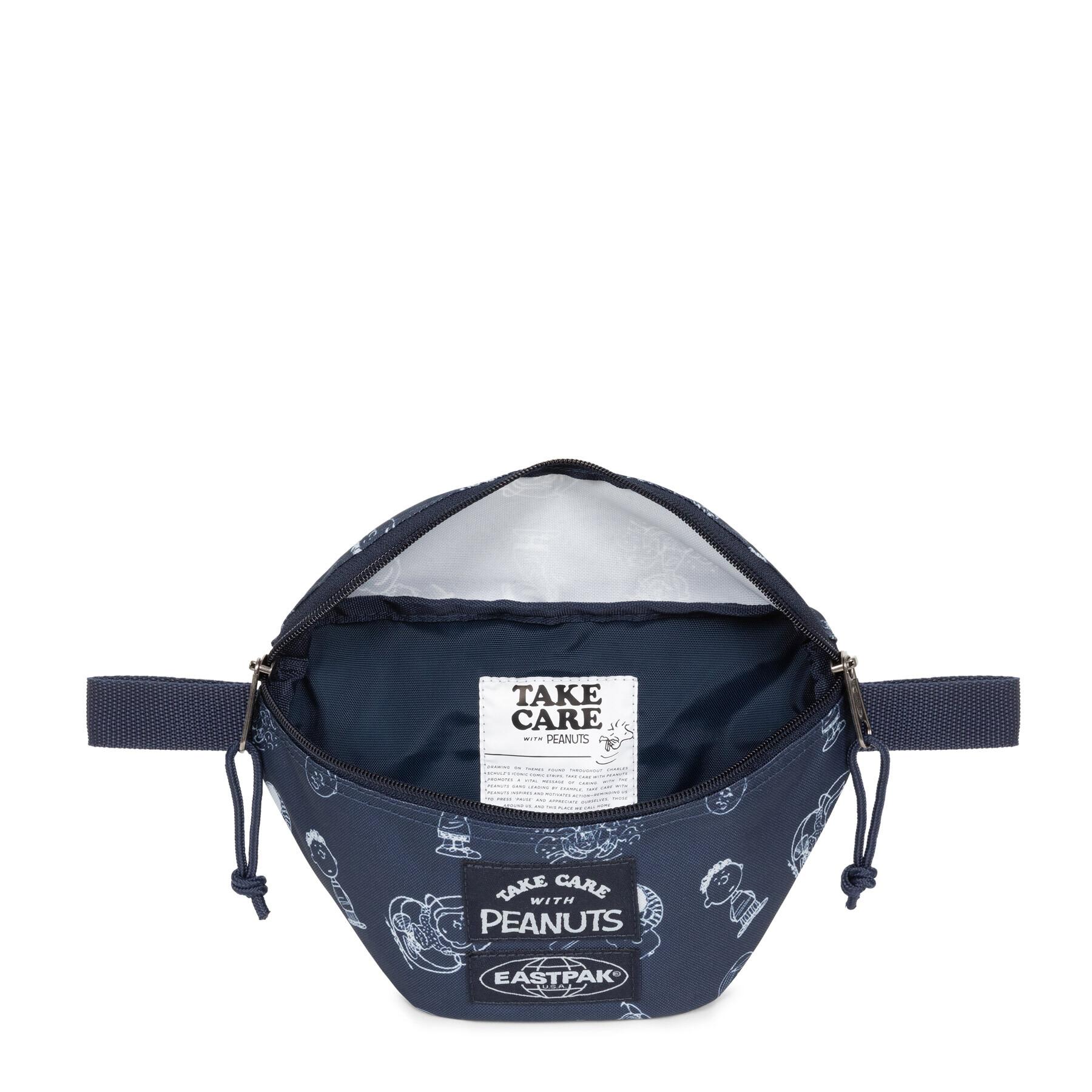 product/e/a/eastpak_ek0000747o0_peanuts-navy_3.jpg