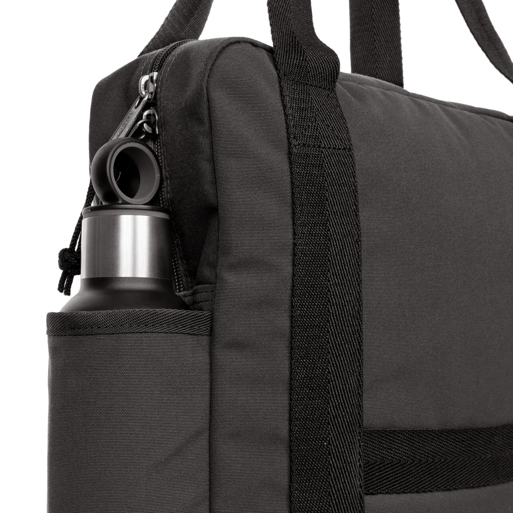 product/e/a/eastpak_ek0a5bi22k7_optown-black_5.jpg