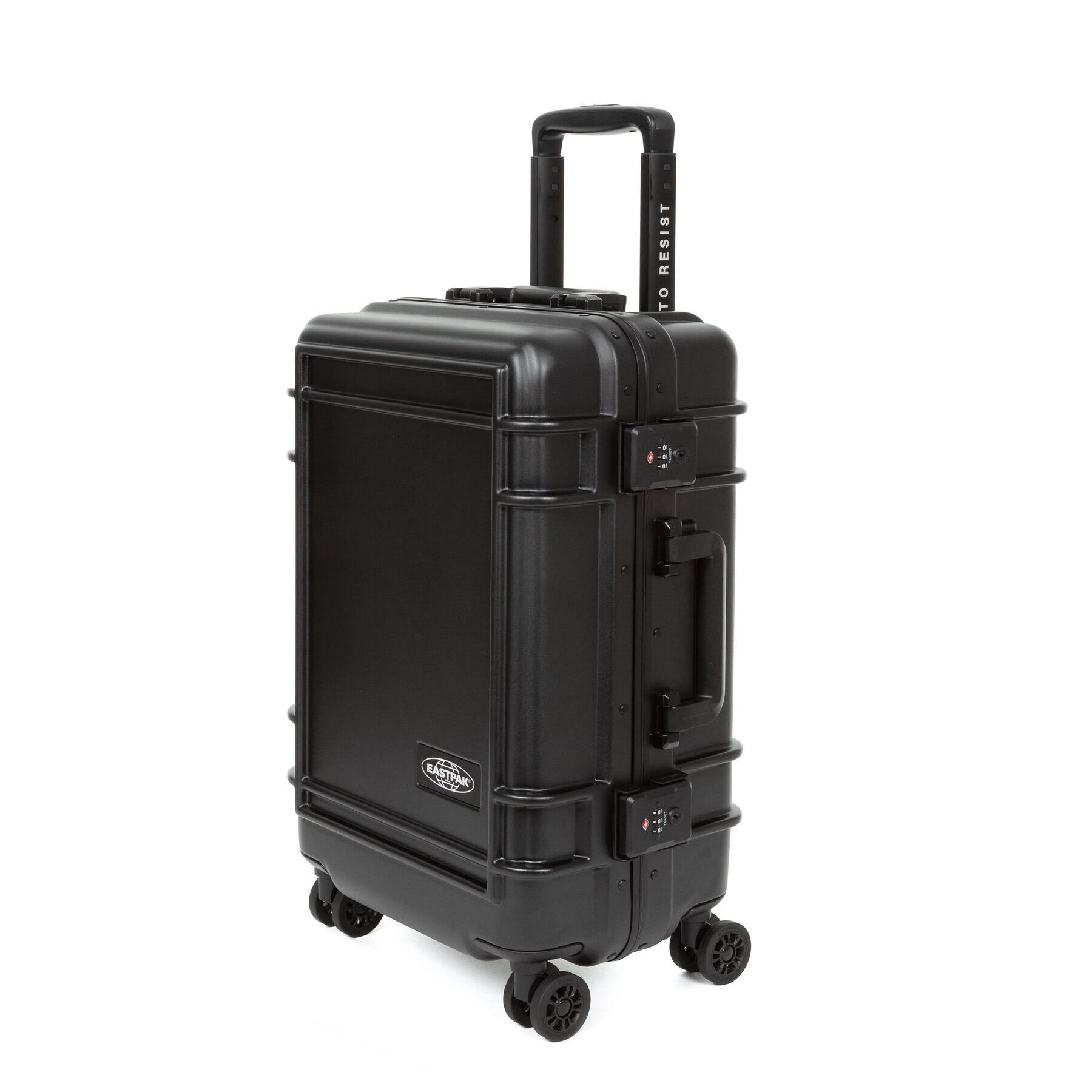product/e/a/eastpak_ek0a5bje008_black_2.jpg