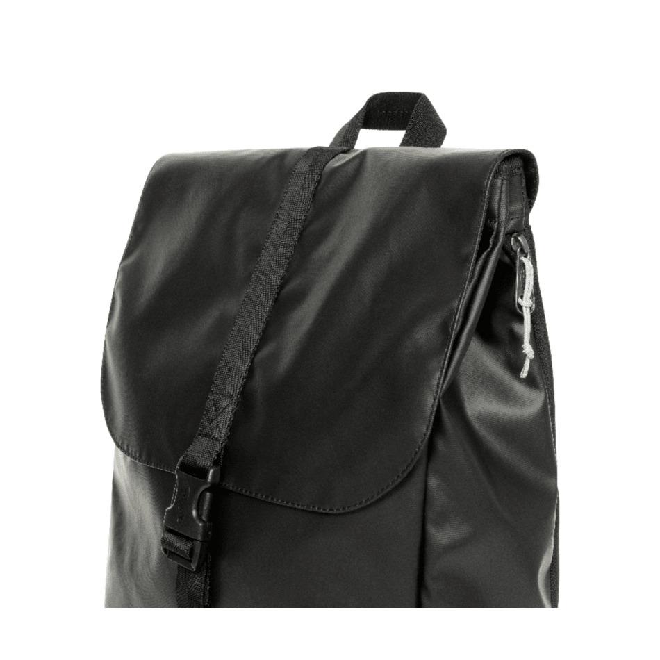 product/e/a/eastpak_ek0a5bjio13_o13-tarp-black_5.jpg