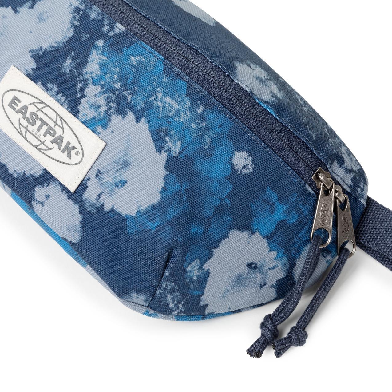product/e/a/eastpak_ek0a5bk74w4_washed-print-blue_1.jpg