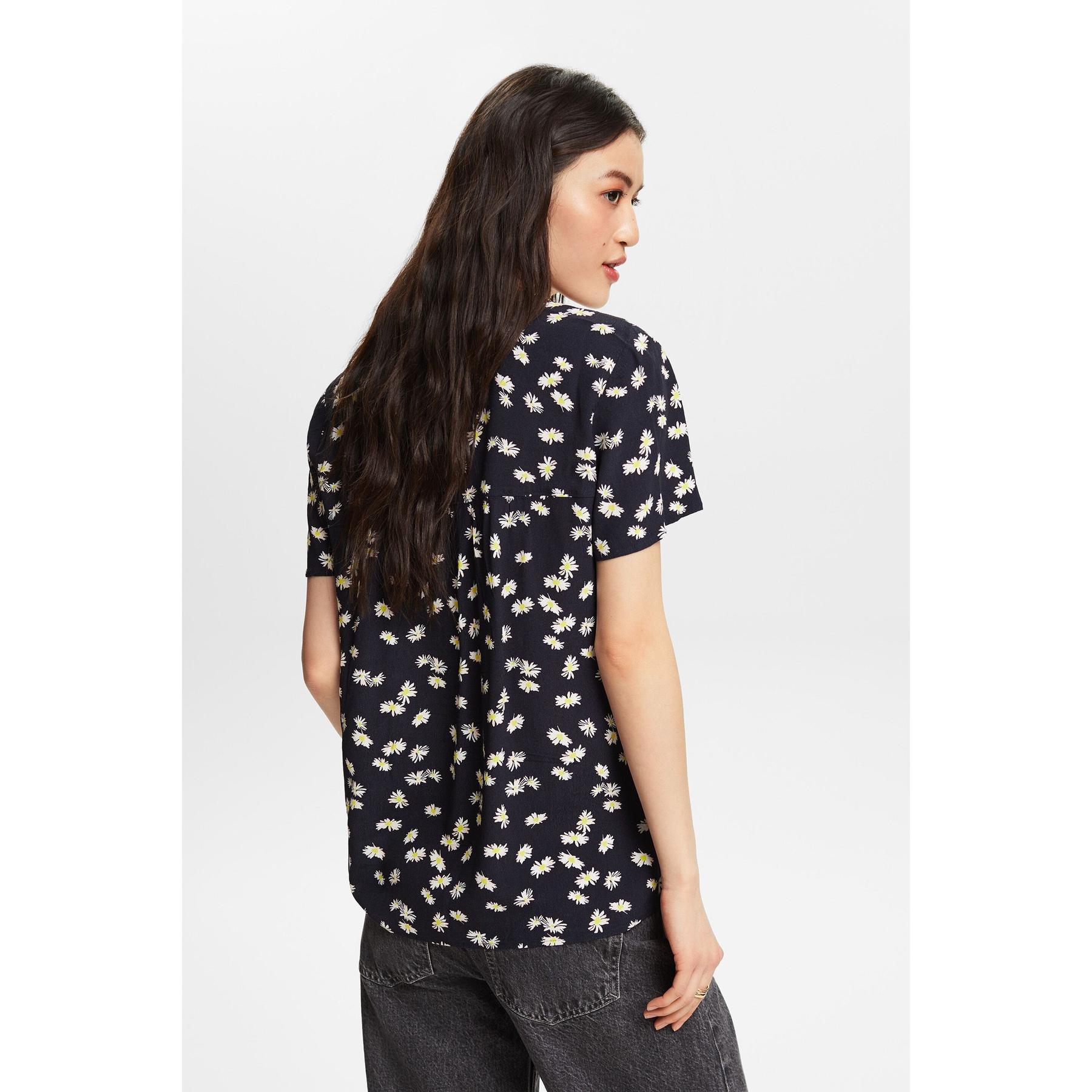 product/e/s/esprit_994ee1f315_400_4.jpg