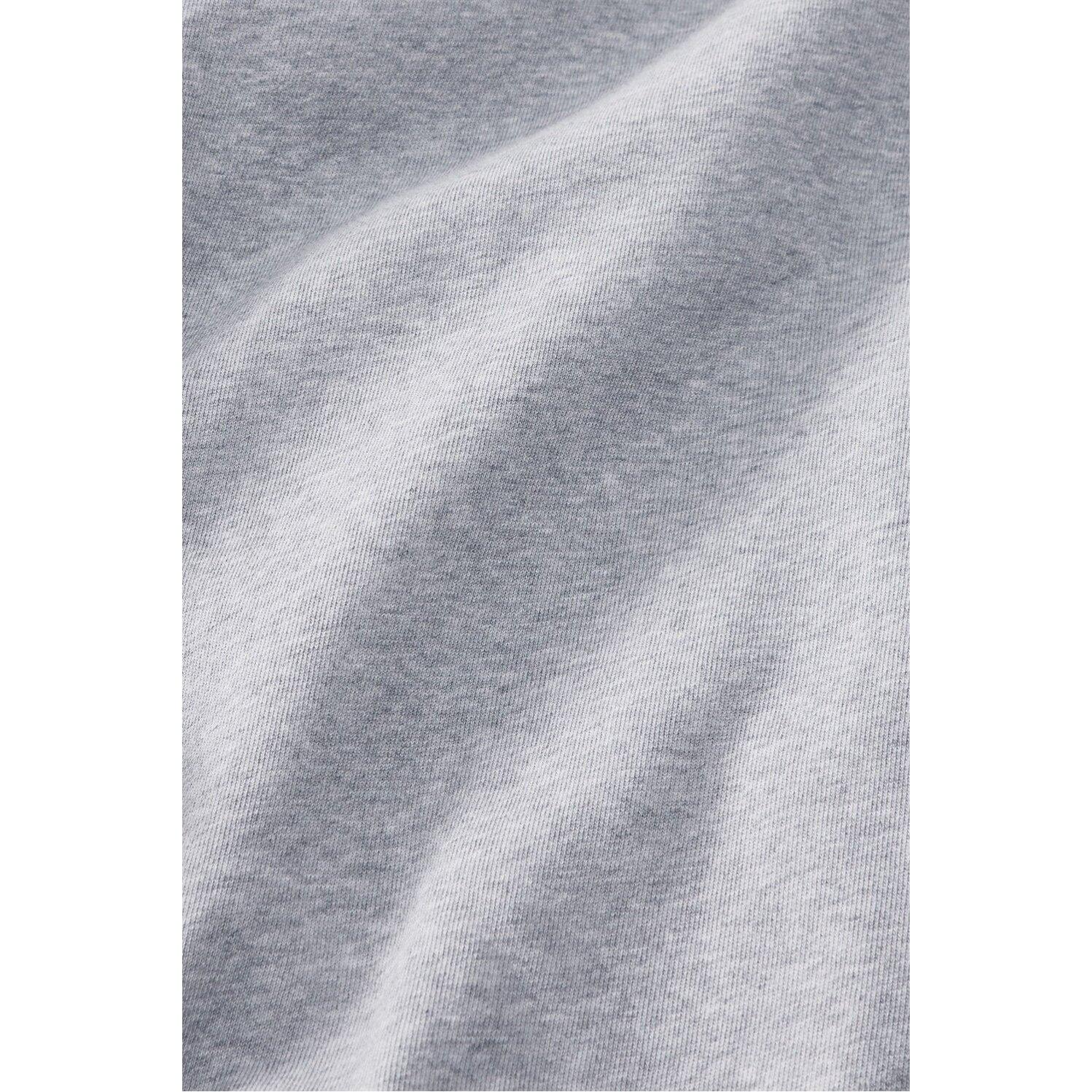 product/f/a/fabletics_sb2458230-3813_classic-grey-heather_7.jpg