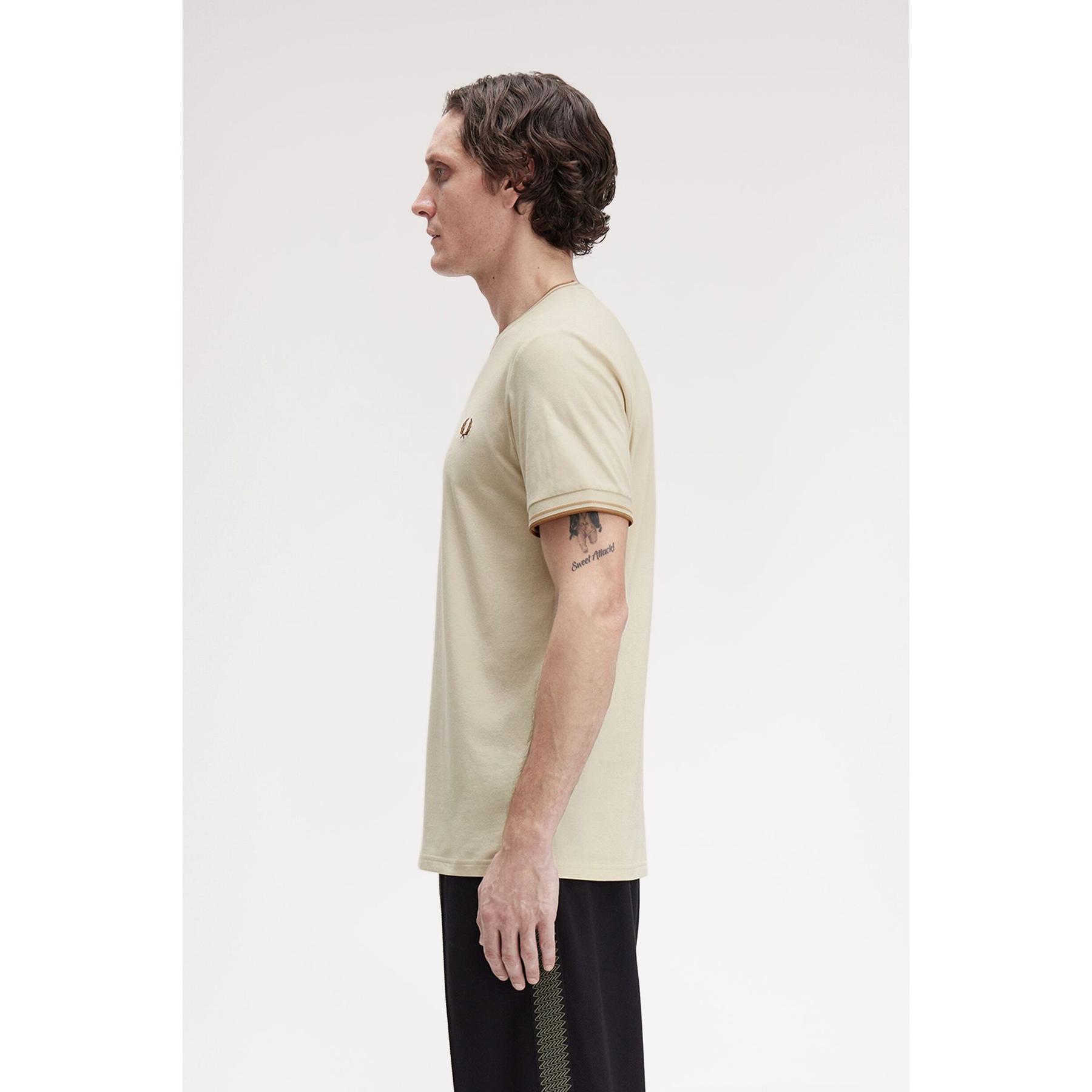 product/f/r/fred-perry_fpm1588v_z53_v2_q325_mod2_side.jpg