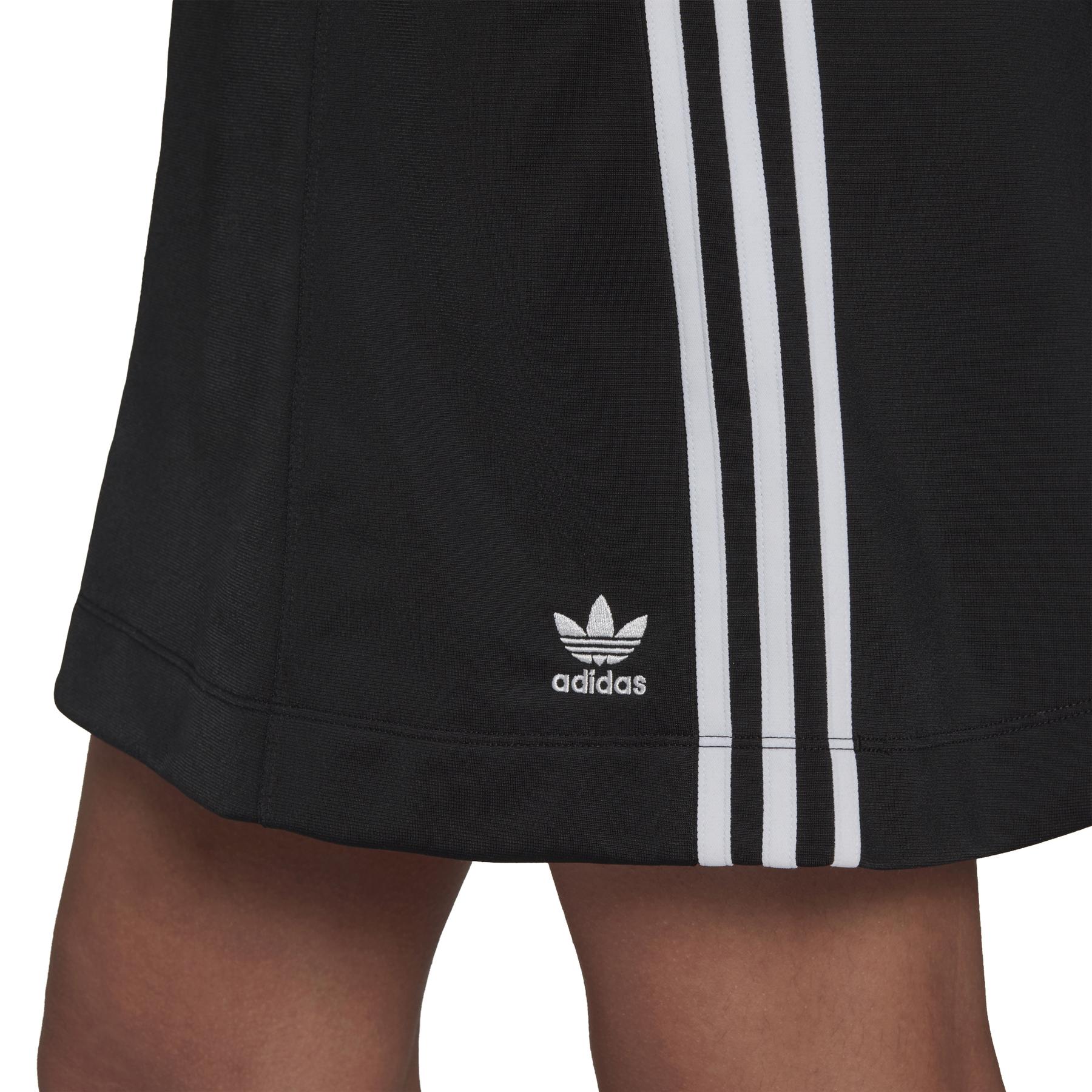 product/h/3/h37774_app_on-model_detail-2_white.jpg