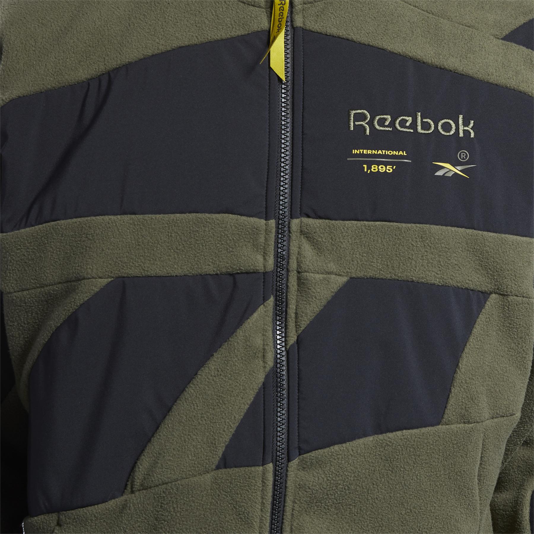 product/h/5/h54403_app_on-model_detail-1_white.jpg