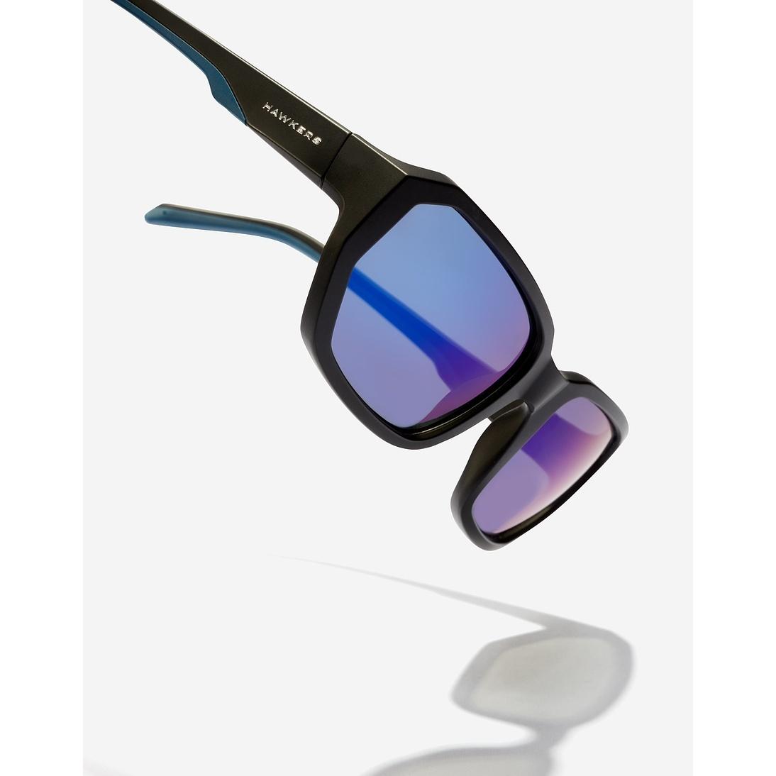 product/h/a/hawkers_hbol22bltp_black-blue-sky_5.jpg