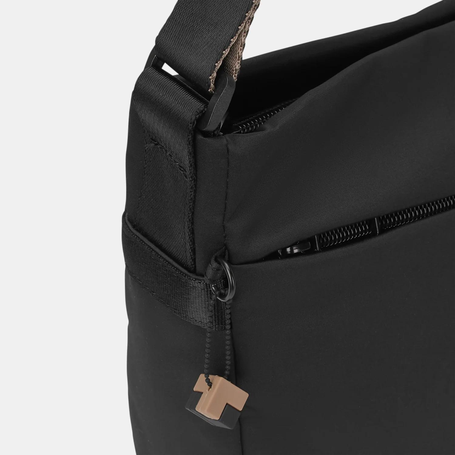 product/h/e/hedgren_hnov03_003-01_black_4.jpg
