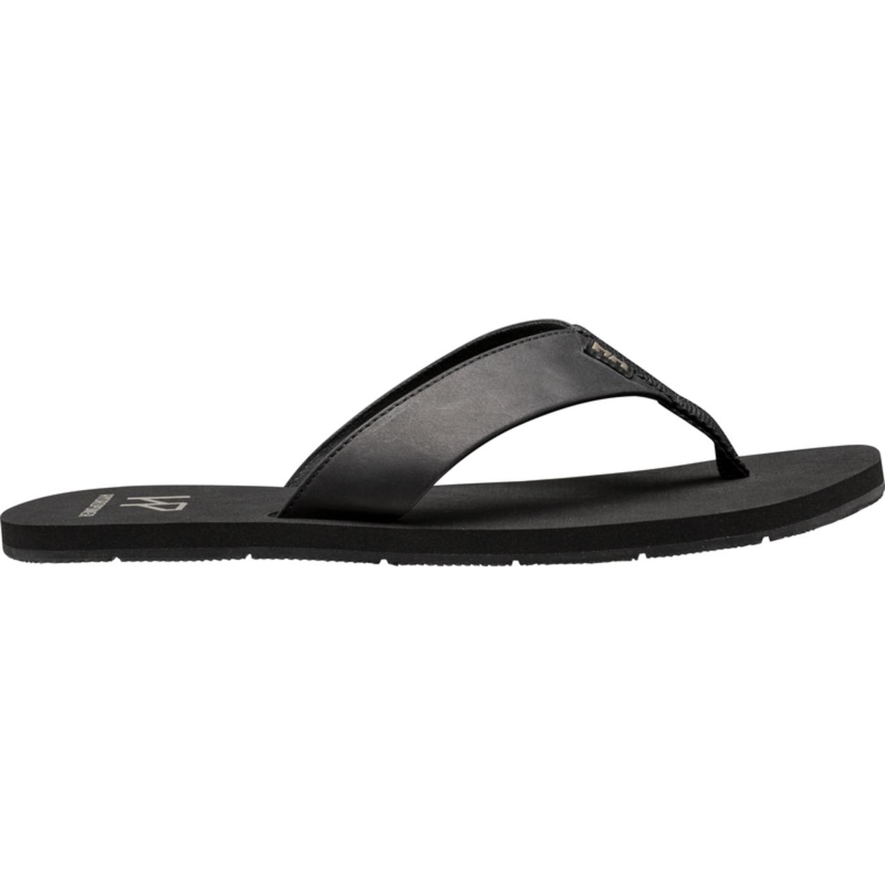 product/h/e/helly-hansen_11955-990_black-fallenrock_1.jpg