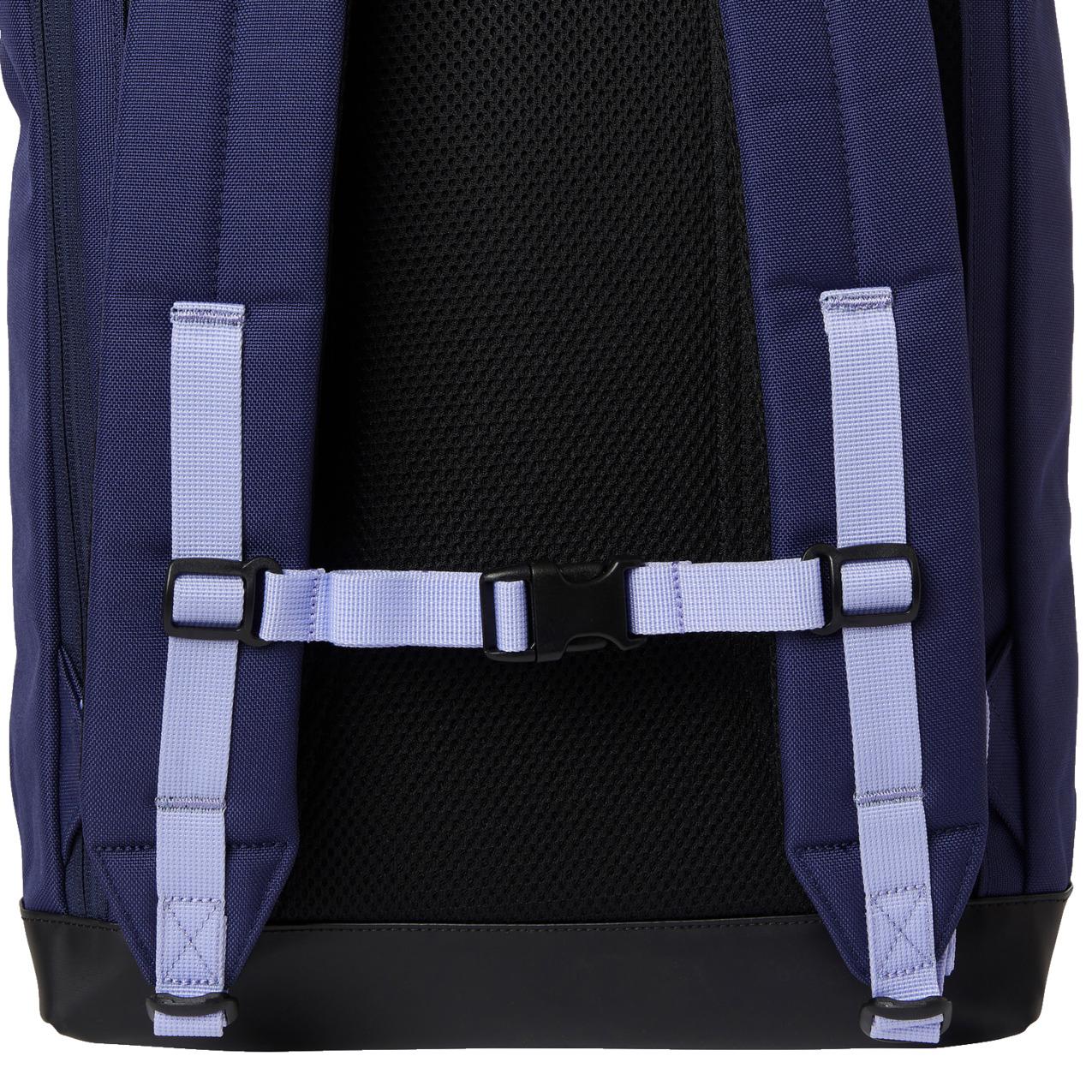 product/h/e/helly-hansen_67187-684_blackcurrant_3.jpg