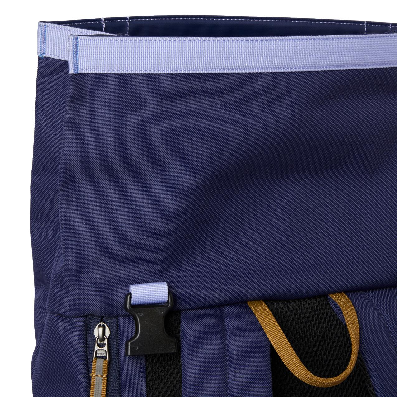 product/h/e/helly-hansen_67187-684_blackcurrant_6.jpg
