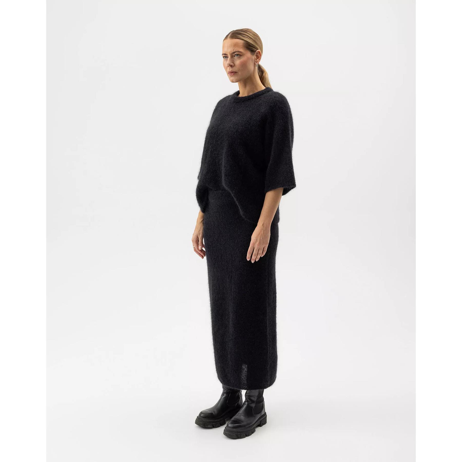 product/h/o/holebrook_a52412-999_black_4.jpg