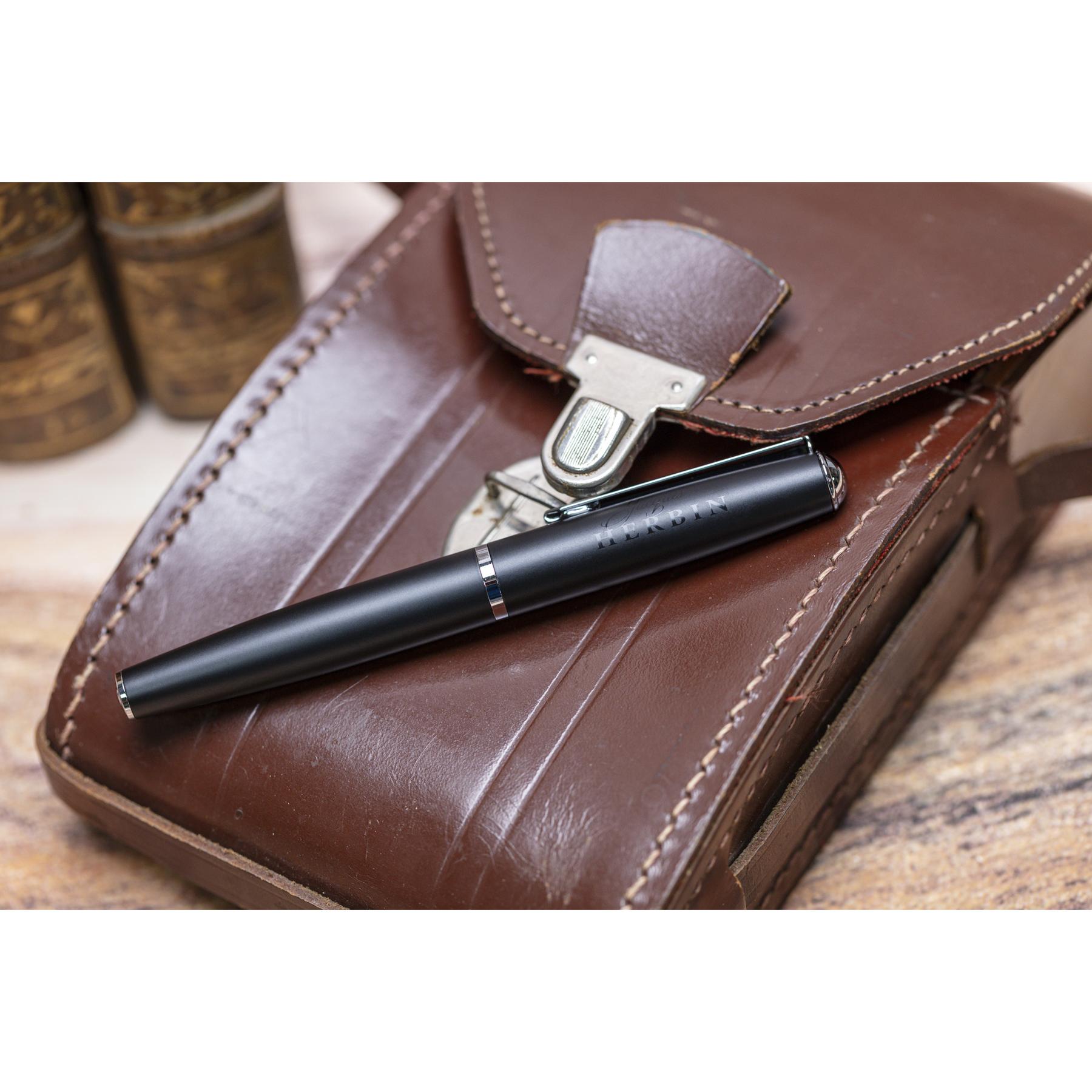 product/j/a/jacques-herbin_21600t_noir_2.jpg
