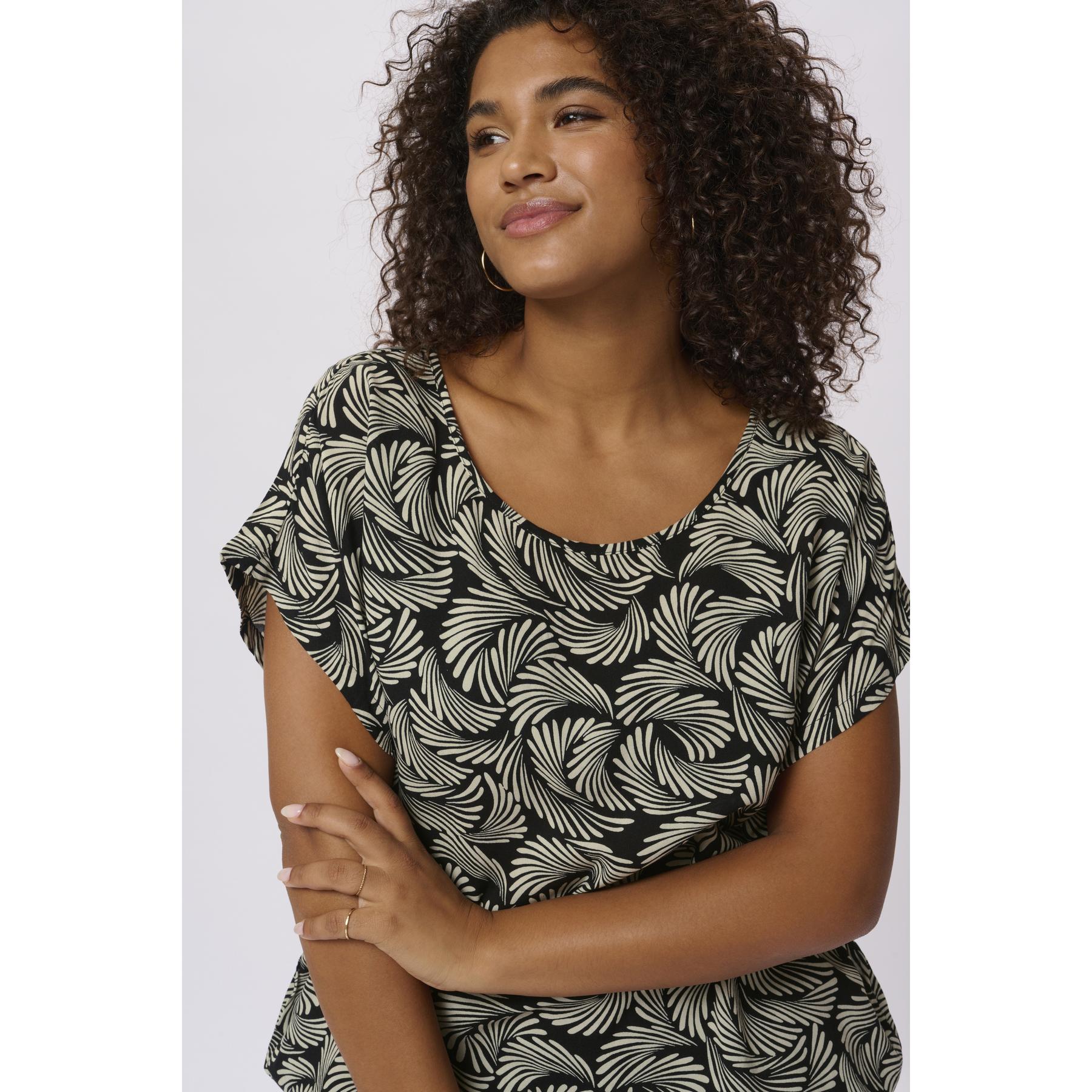 product/k/a/kaffe-curve_10581446-104492_8.jpg