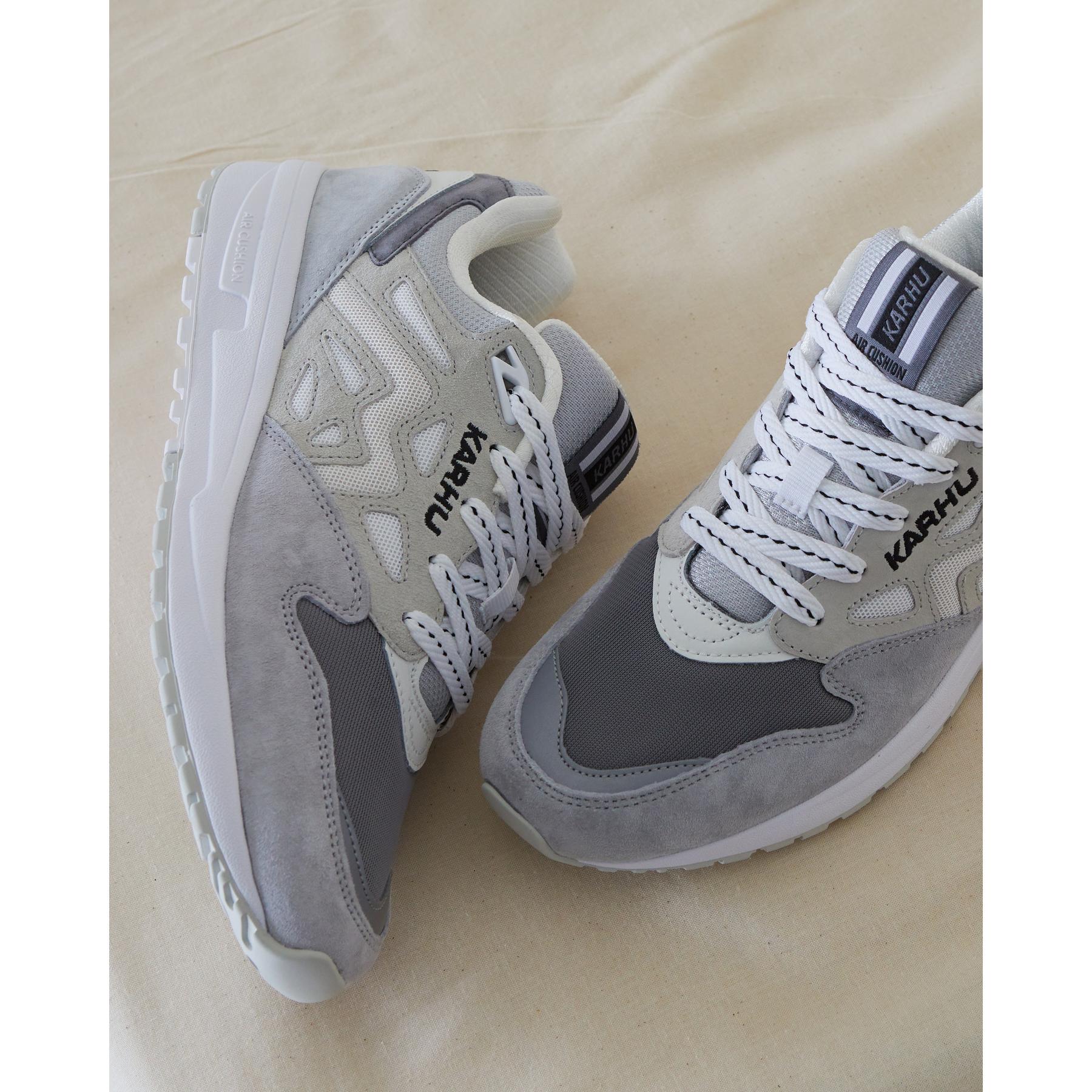 product/k/a/karhu_mood_l_f806021_2_1.jpg