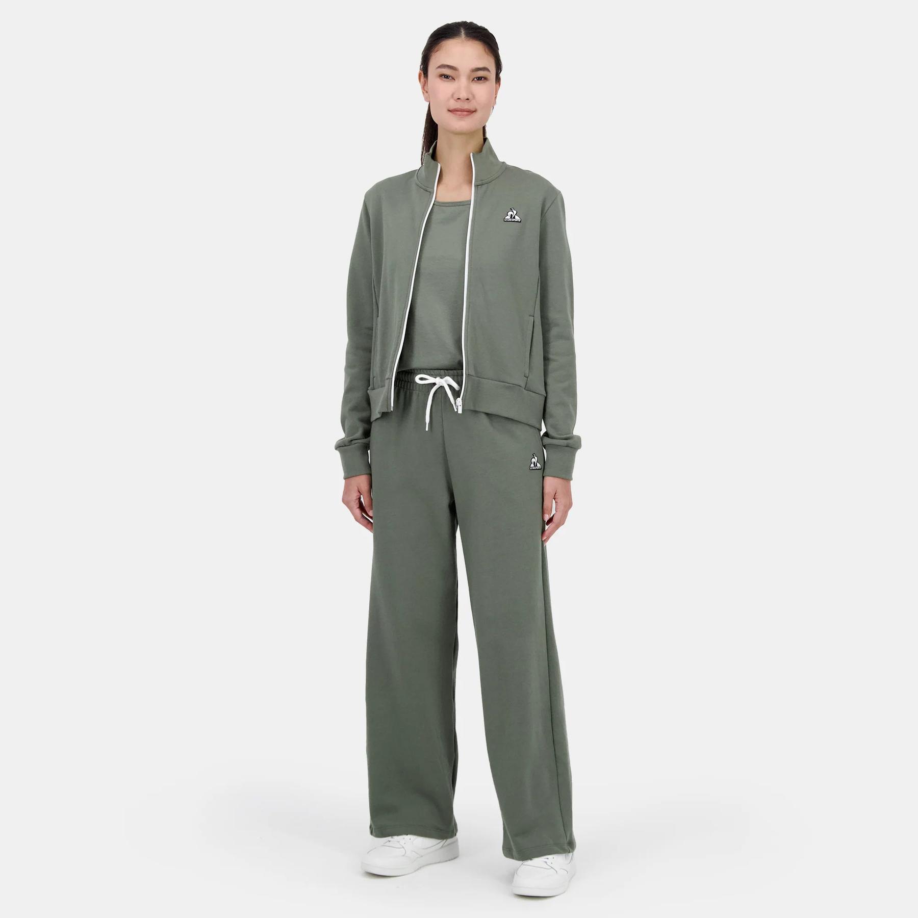 product/l/e/le-coq-sportif_2520375_tea-leaf_6.jpg