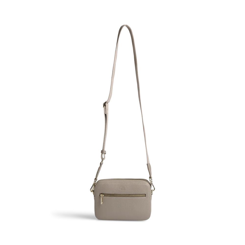 product/m/a/markberg_5470gra-706_sand-w-gold_3.jpg