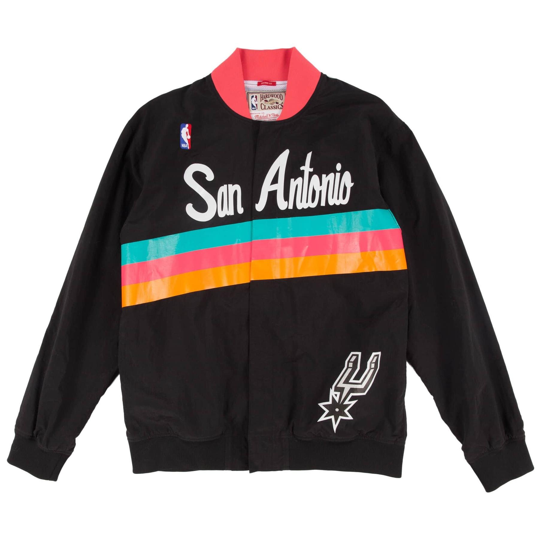 product/m/i/mitchell-ness_awjkgs18061-sasblck94_0.jpg