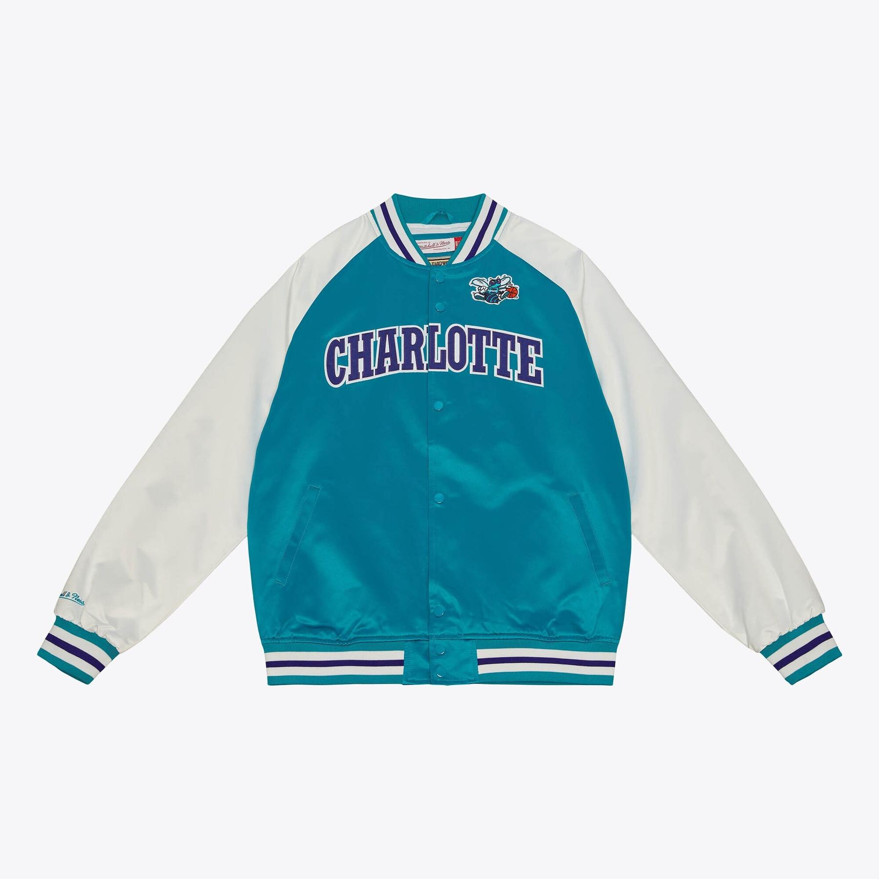 product/m/i/mitchell-ness_ojbf4992-choyyppphrbl_hornets-blue_1.jpg
