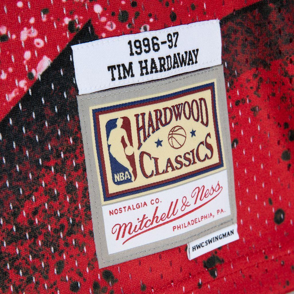 product/m/i/mitchell-ness_tfsm1253-mhe96thascar_red_4.jpg