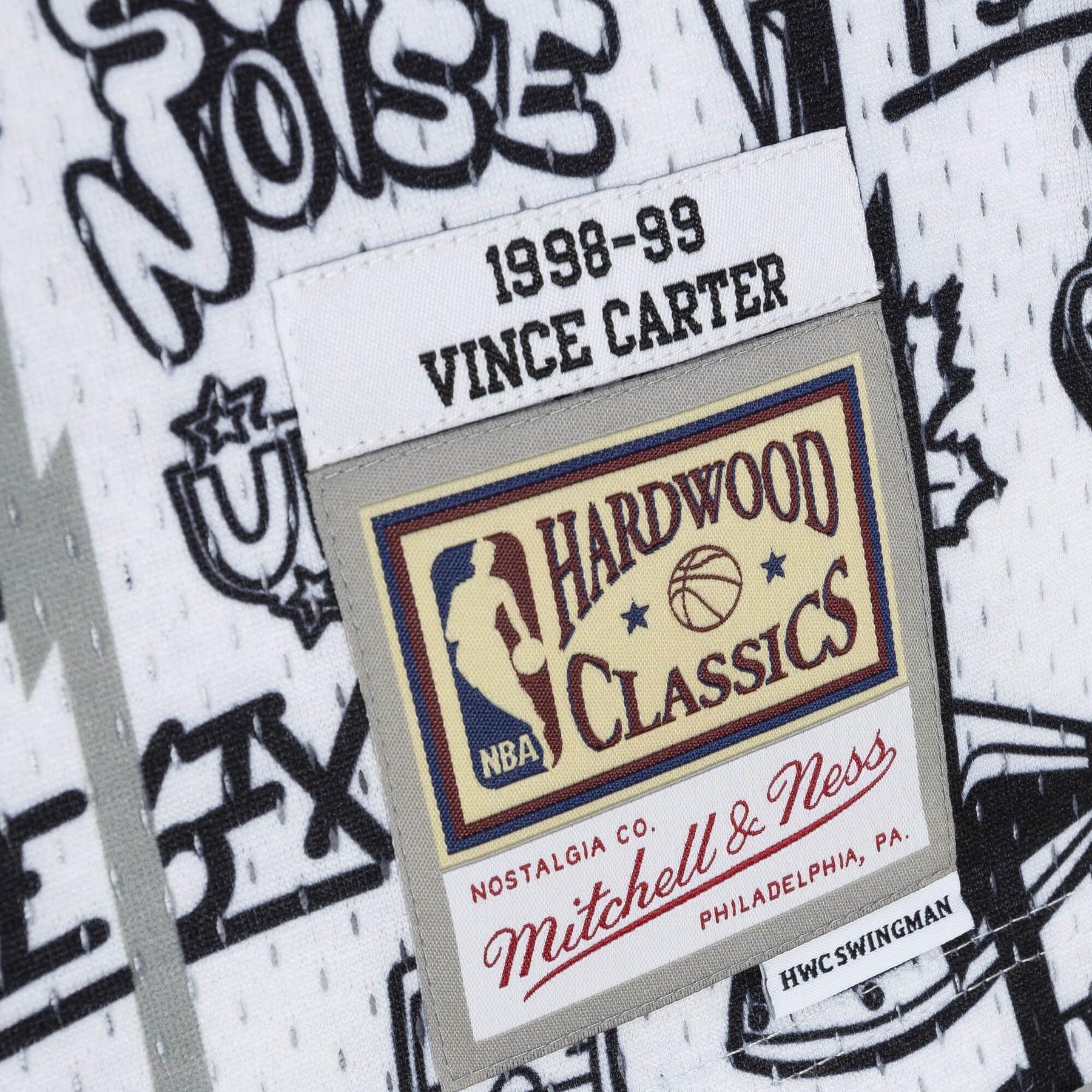 product/m/i/mitchell-ness_tfsm1266-tra98vcaptwh_4.jpg