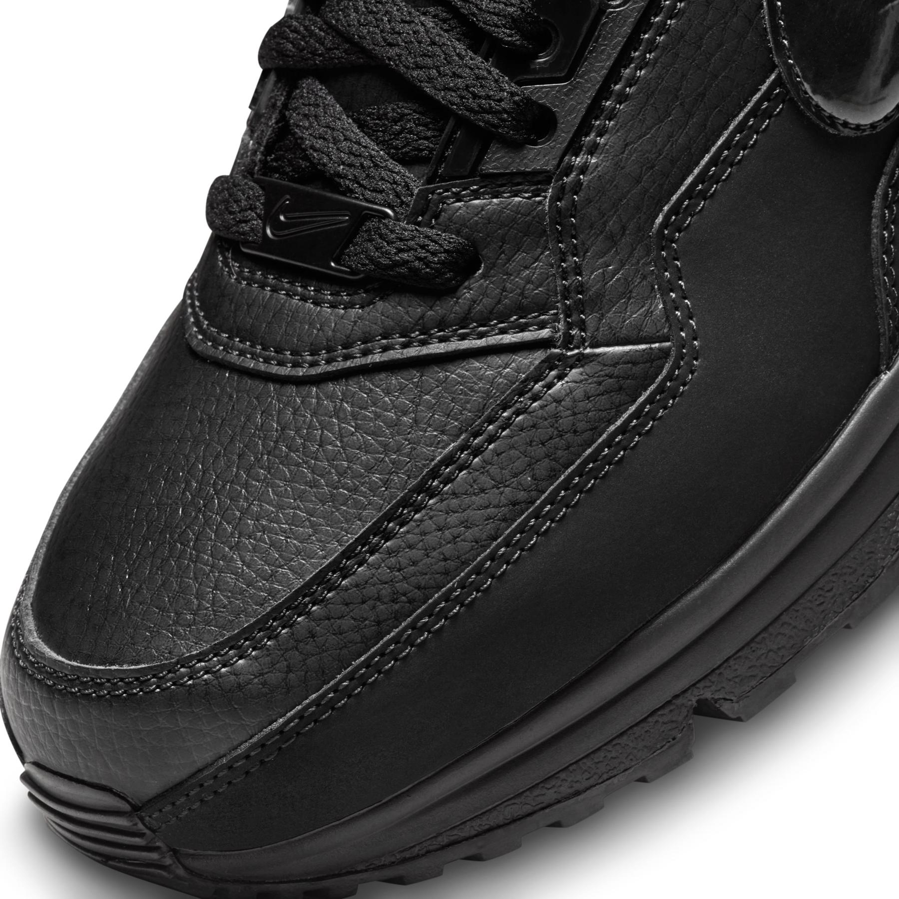 product/n/i/nike_687977-020_700.jpg