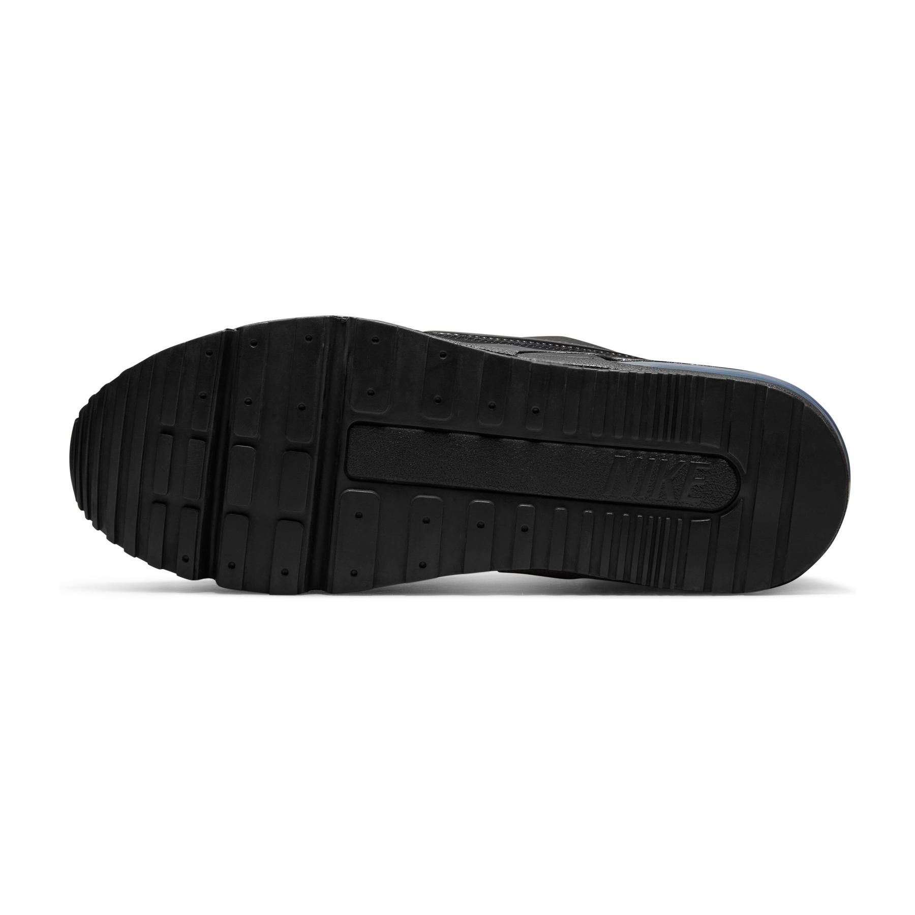 product/n/i/nike_687977-020_900.jpg