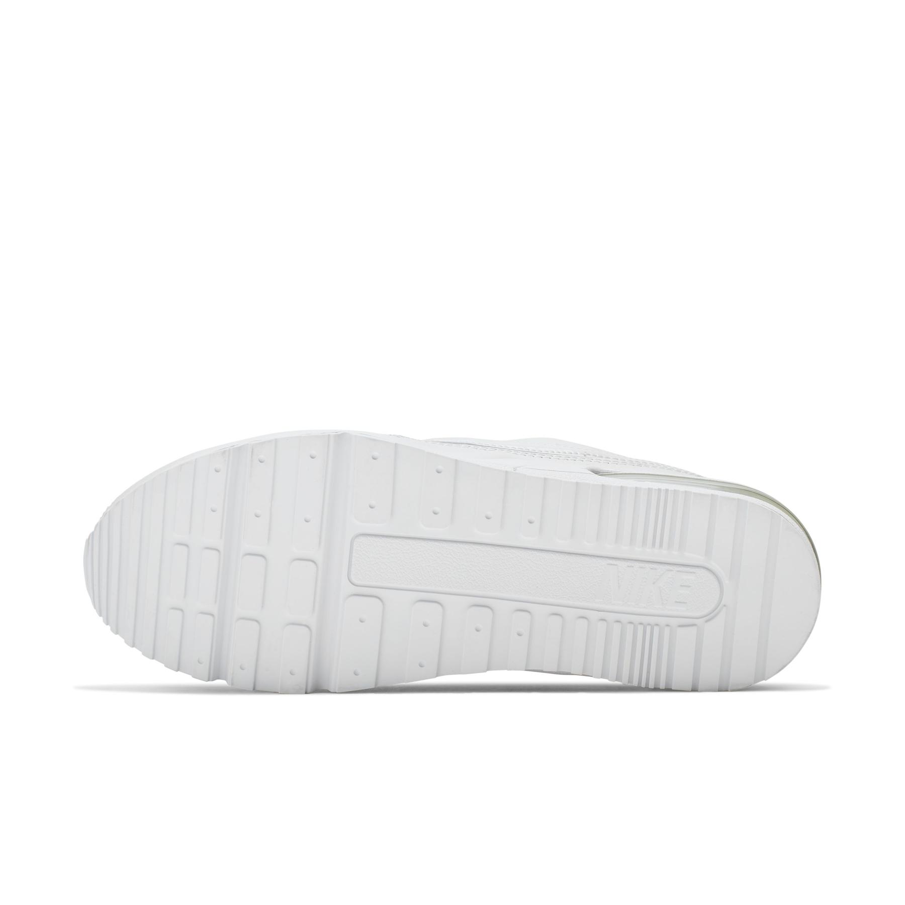 product/n/i/nike_687977-111_900.jpg