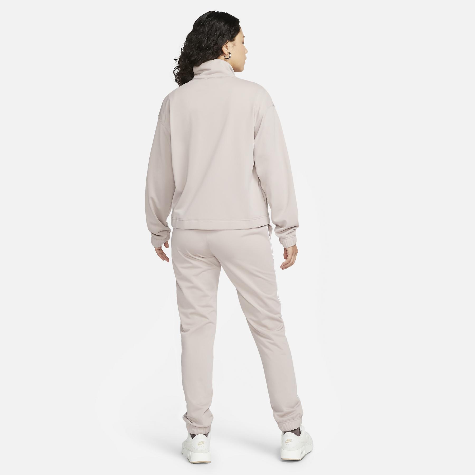 product/n/i/nike_dd5860-272_b_prem.jpg