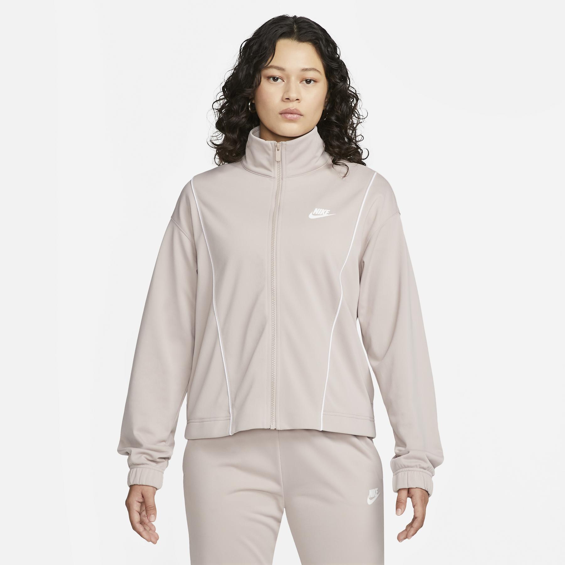 product/n/i/nike_dd5860-272_c_prem.jpg