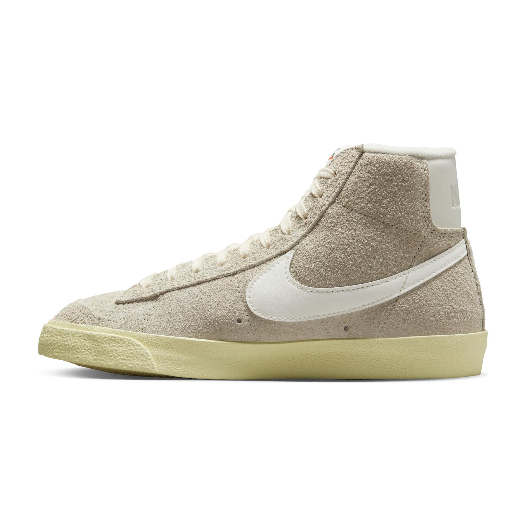 product/n/i/nike_dv7006-001-phslh001.jpg