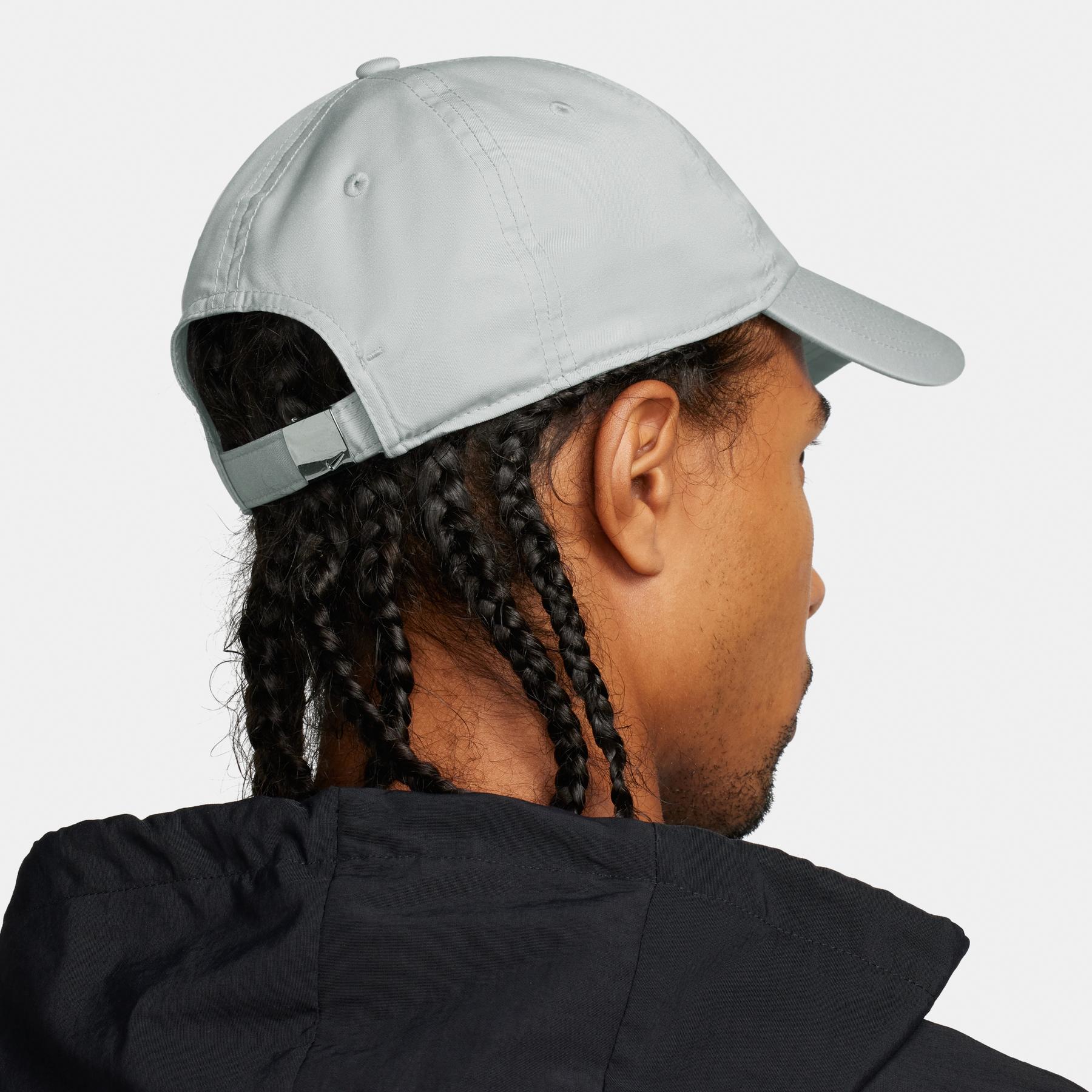 product/n/i/nike_fb5372-077-phsbm001.jpg