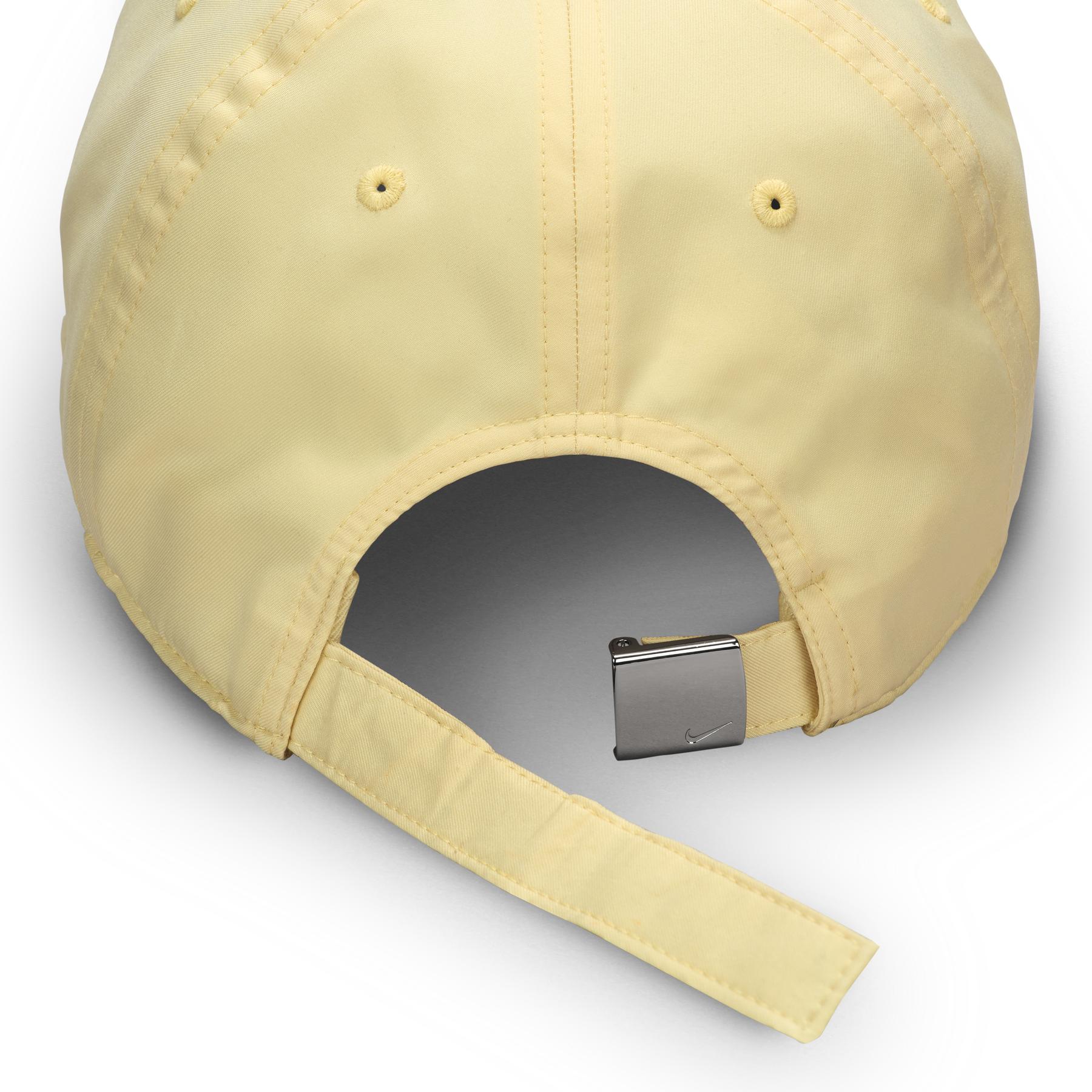 product/n/i/nike_fb5372-114_muslin-metallic-silver_3.jpg