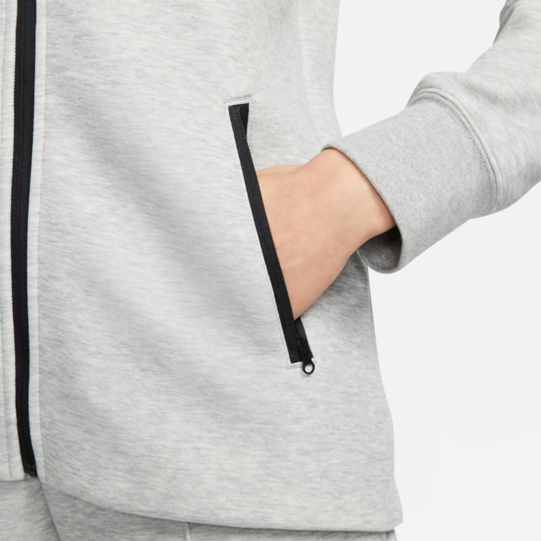 product/n/i/nike_fb8338-063-phsym002.jpg