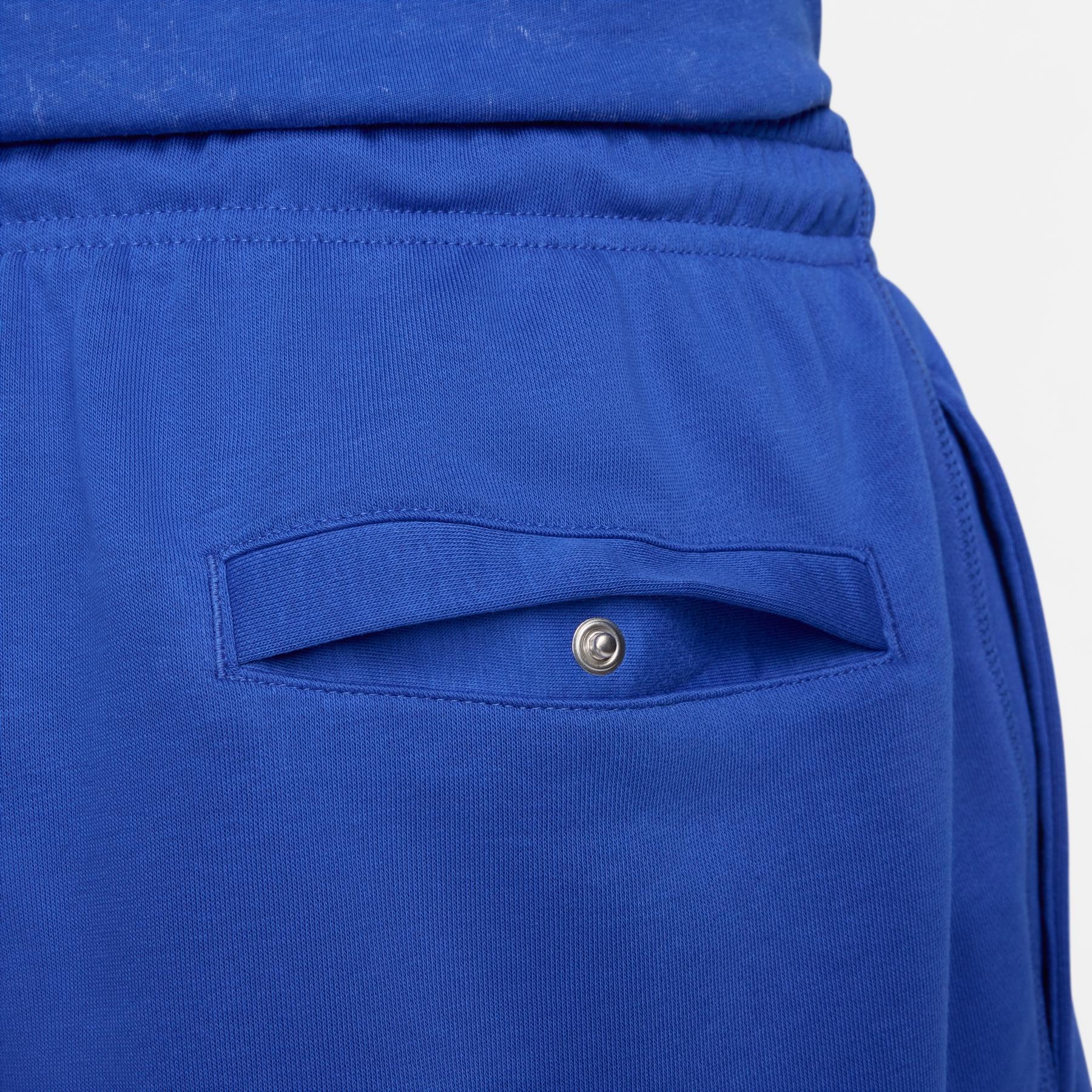 product/n/i/nike_fn3520-480-phsym004_082824.jpg