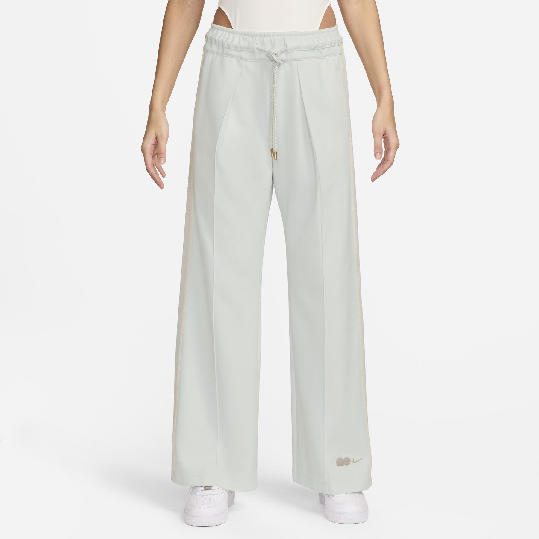 product/n/i/nike_fv7798-121_summit-white-pale-ivory-lt-orewood-brn_3.jpg