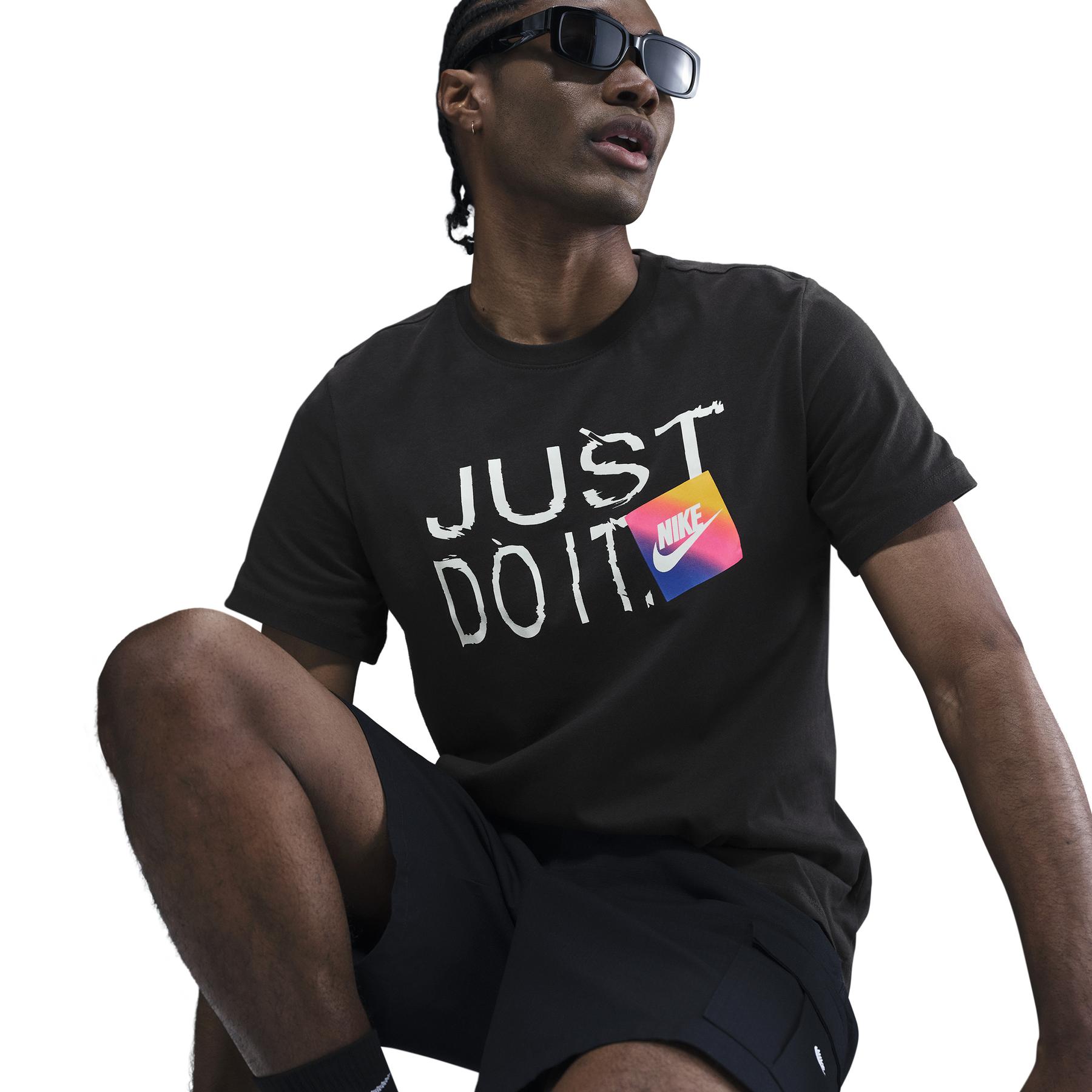 product/n/i/nike_hj0563-045_noir_2.jpg