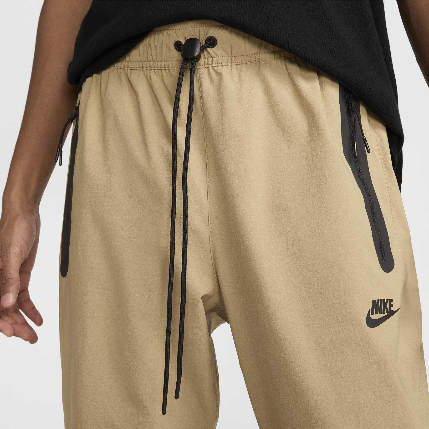 product/n/i/nike_hm8241-297_parachute-beige-black_6.jpg