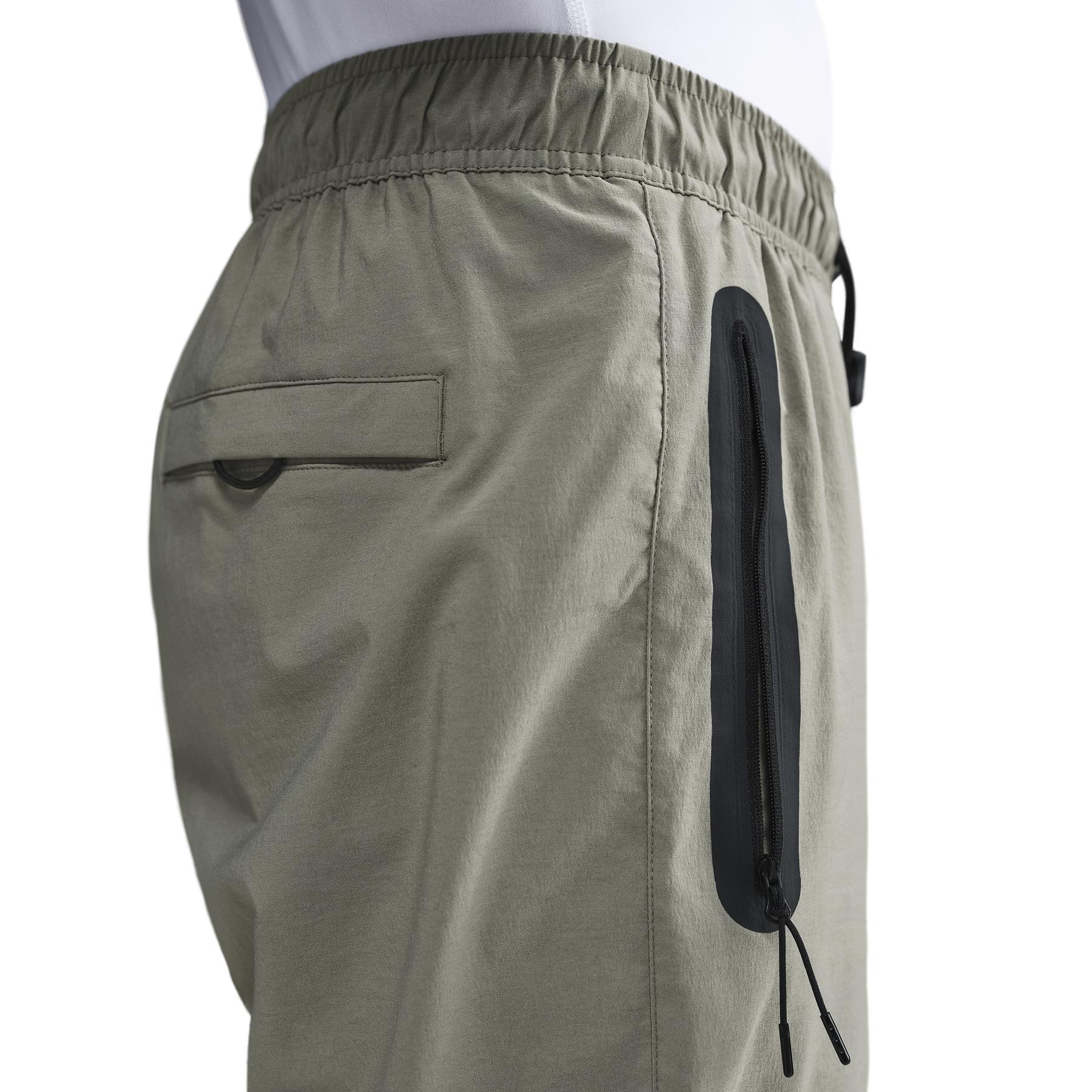 product/n/i/nike_hm8241-320_light-army-black_1.jpg